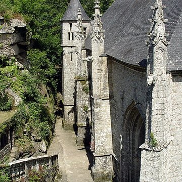 Chapelle Sainte-Barbe et maison du garde