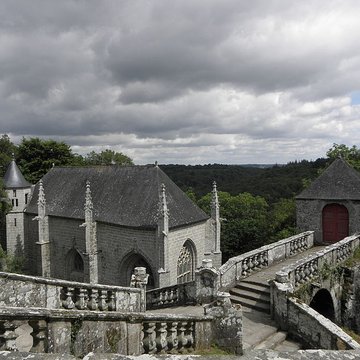Chapelle Sainte-Barbe et maison du garde