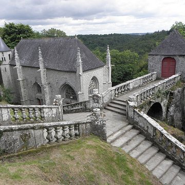 Chapelle Sainte-Barbe et maison du garde