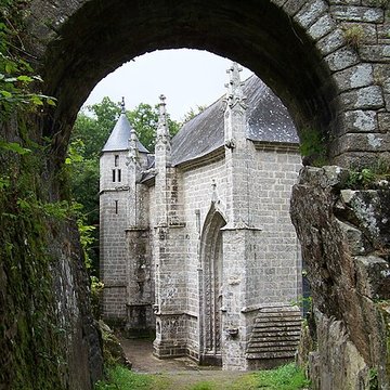 Chapelle Sainte-Barbe et maison du garde