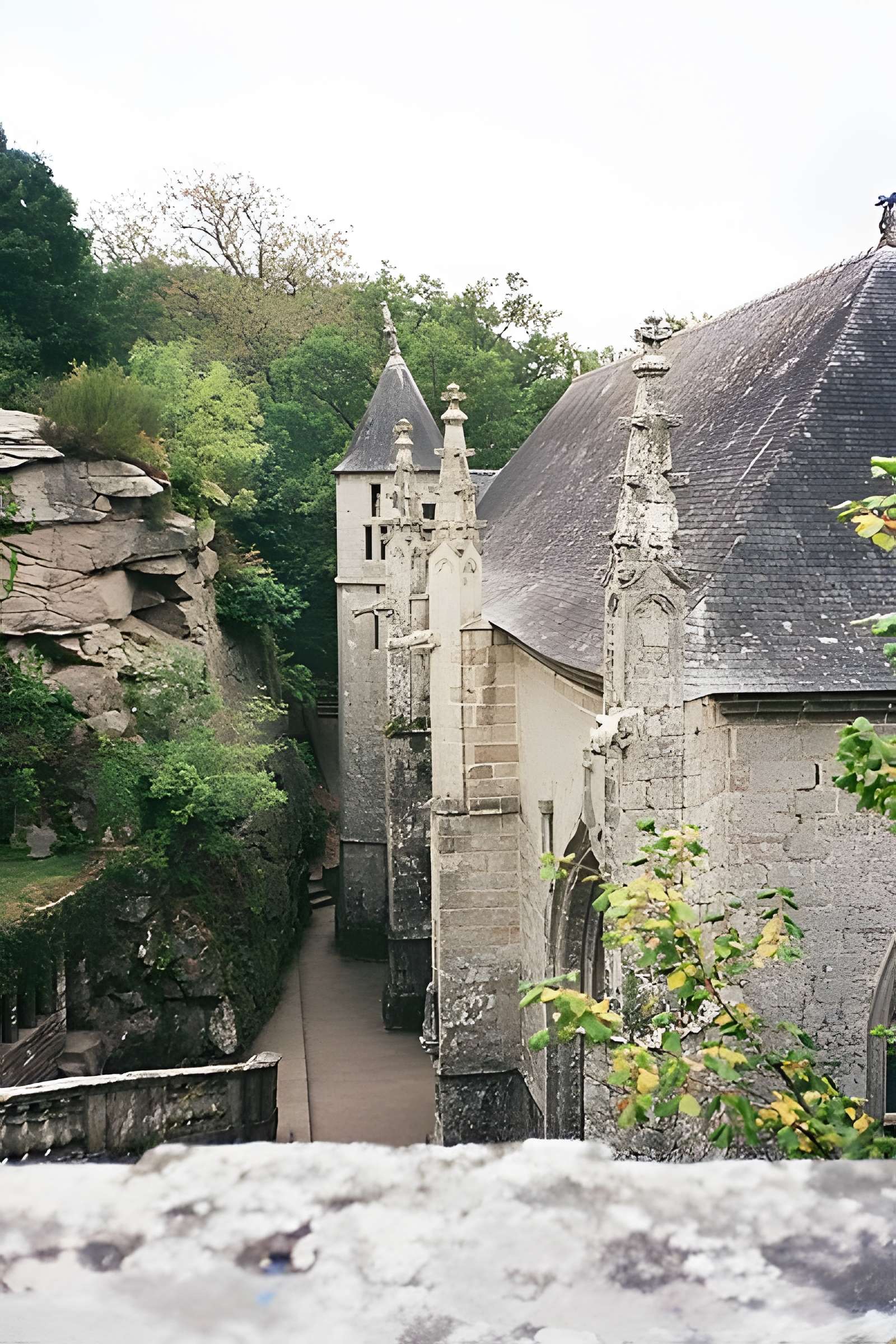 Chapelle Sainte-Barbe et maison du garde