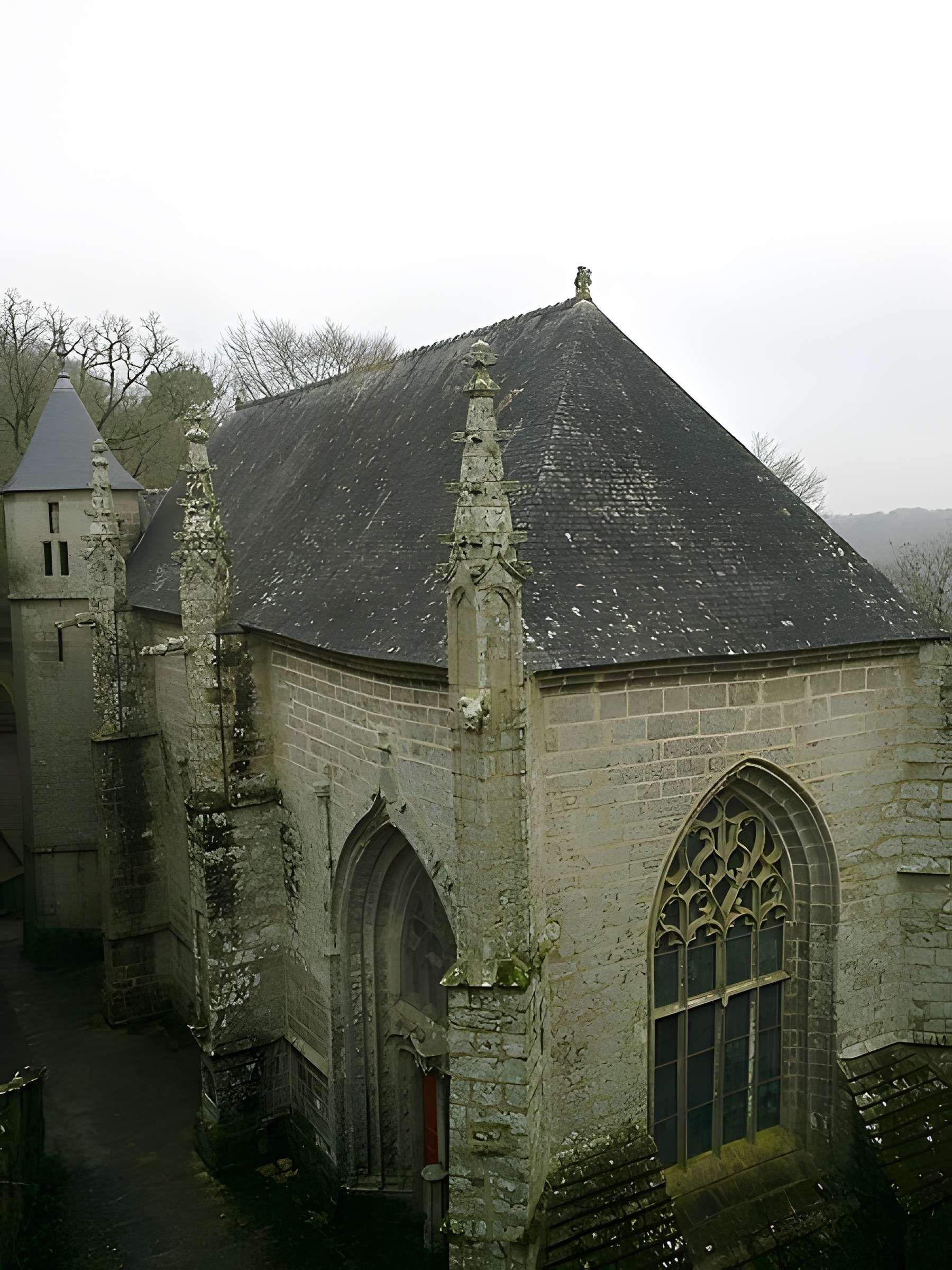 Chapelle Sainte-Barbe et maison du garde