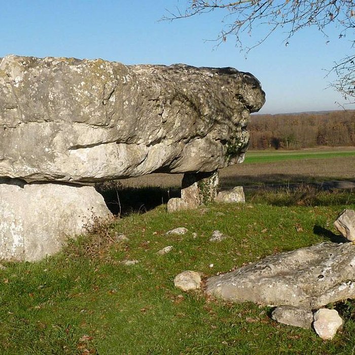 Photo de Deux dolmens dits La Grosse Pérotte et La Petite Pérotte