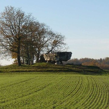 Deux dolmens dits La Grosse Pérotte et La Petite Pérotte