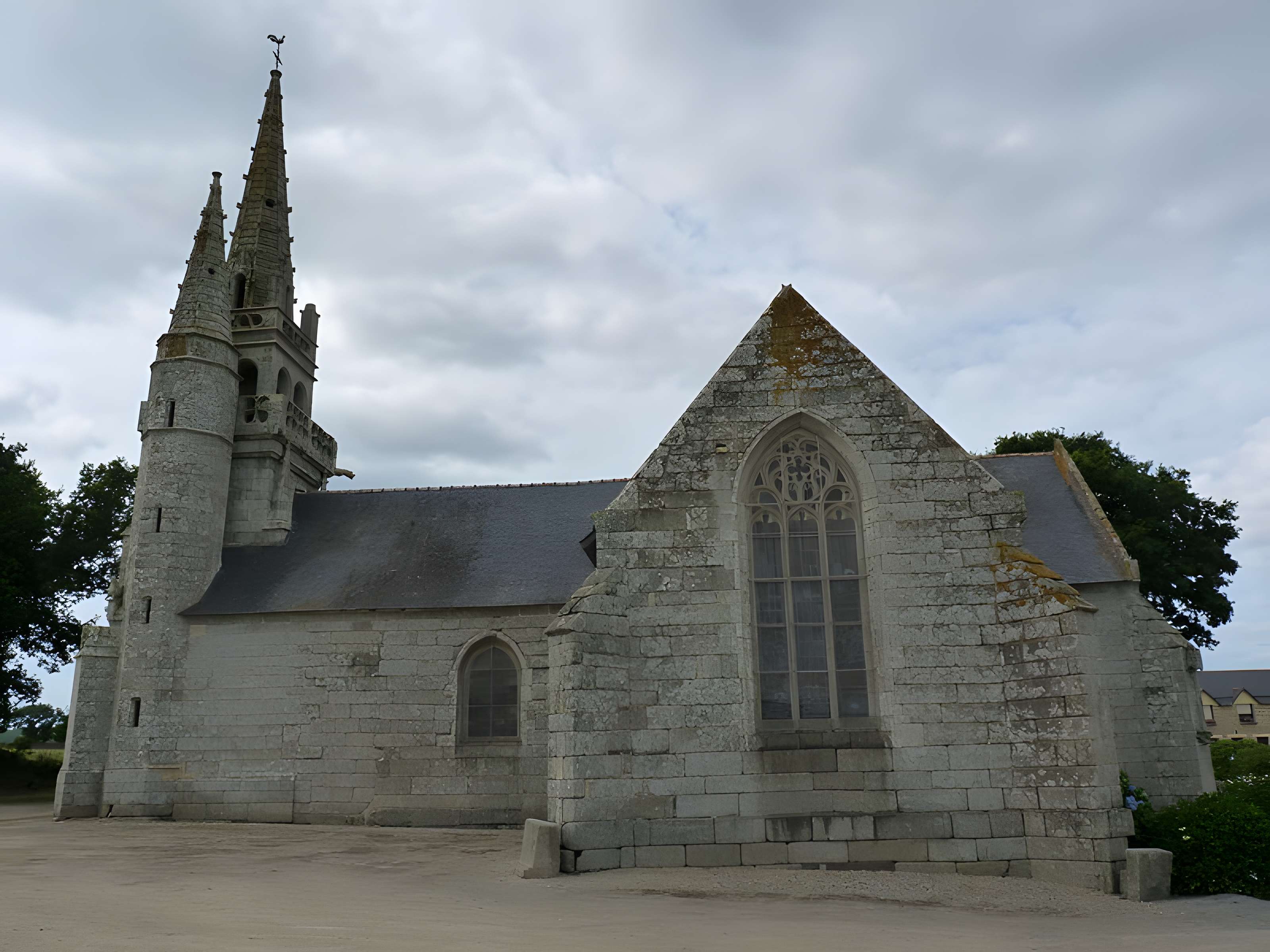 Chapelle Saint-Éloi de Saint-Nicolas-du-Pélem