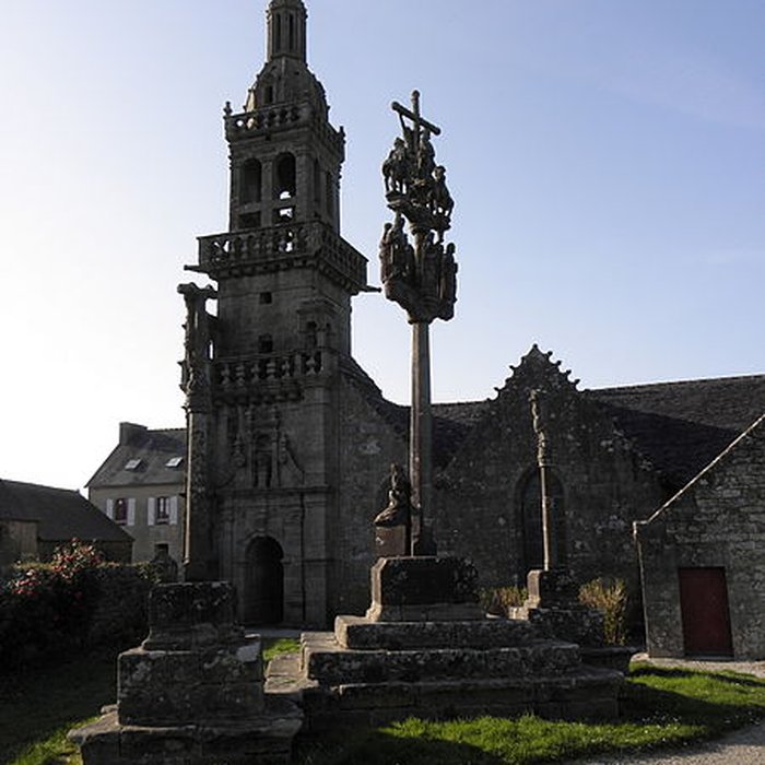 Photo de Chapelle Sainte-Marie-du-Ménez-Hom de Plomodiern