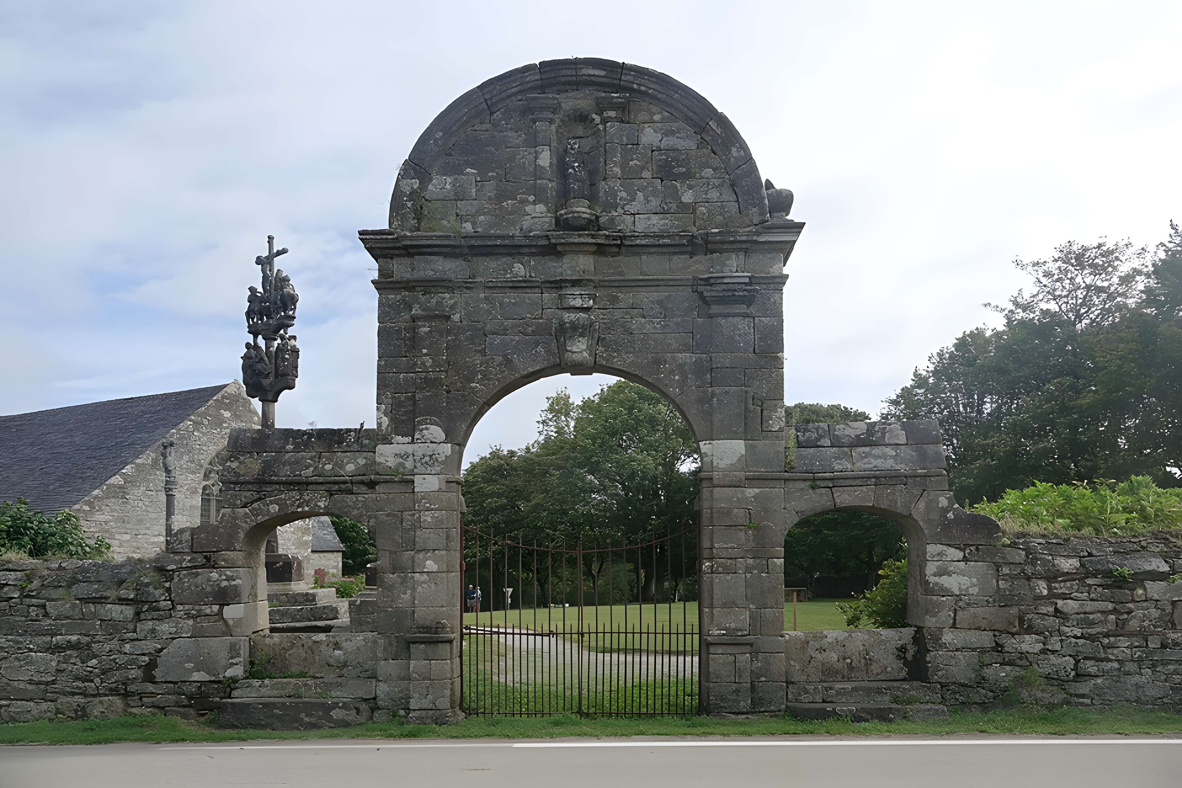Chapelle Sainte-Marie-du-Ménez-Hom de Plomodiern