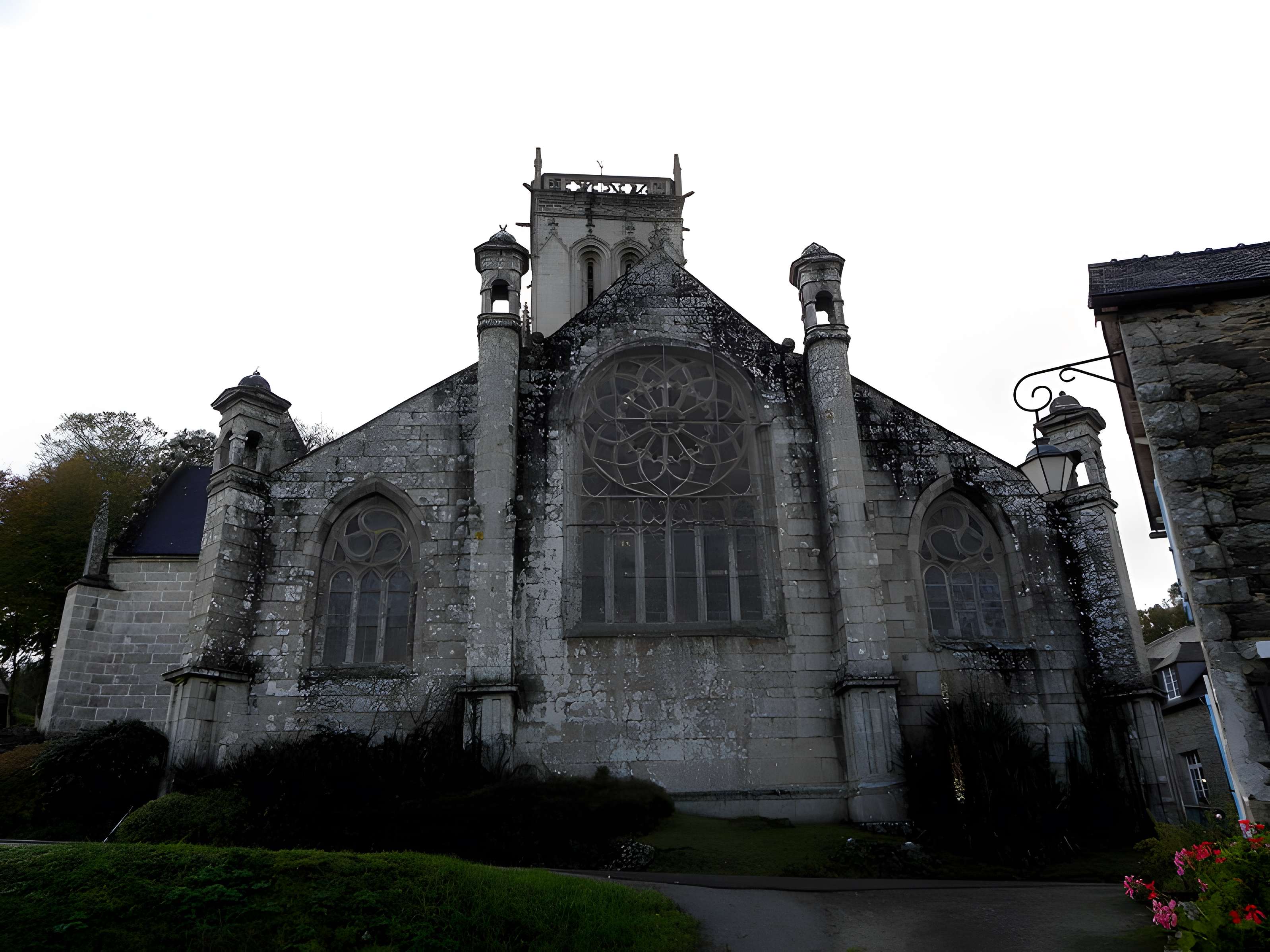 Chapelle Saint-Herbot de Saint-Herbot