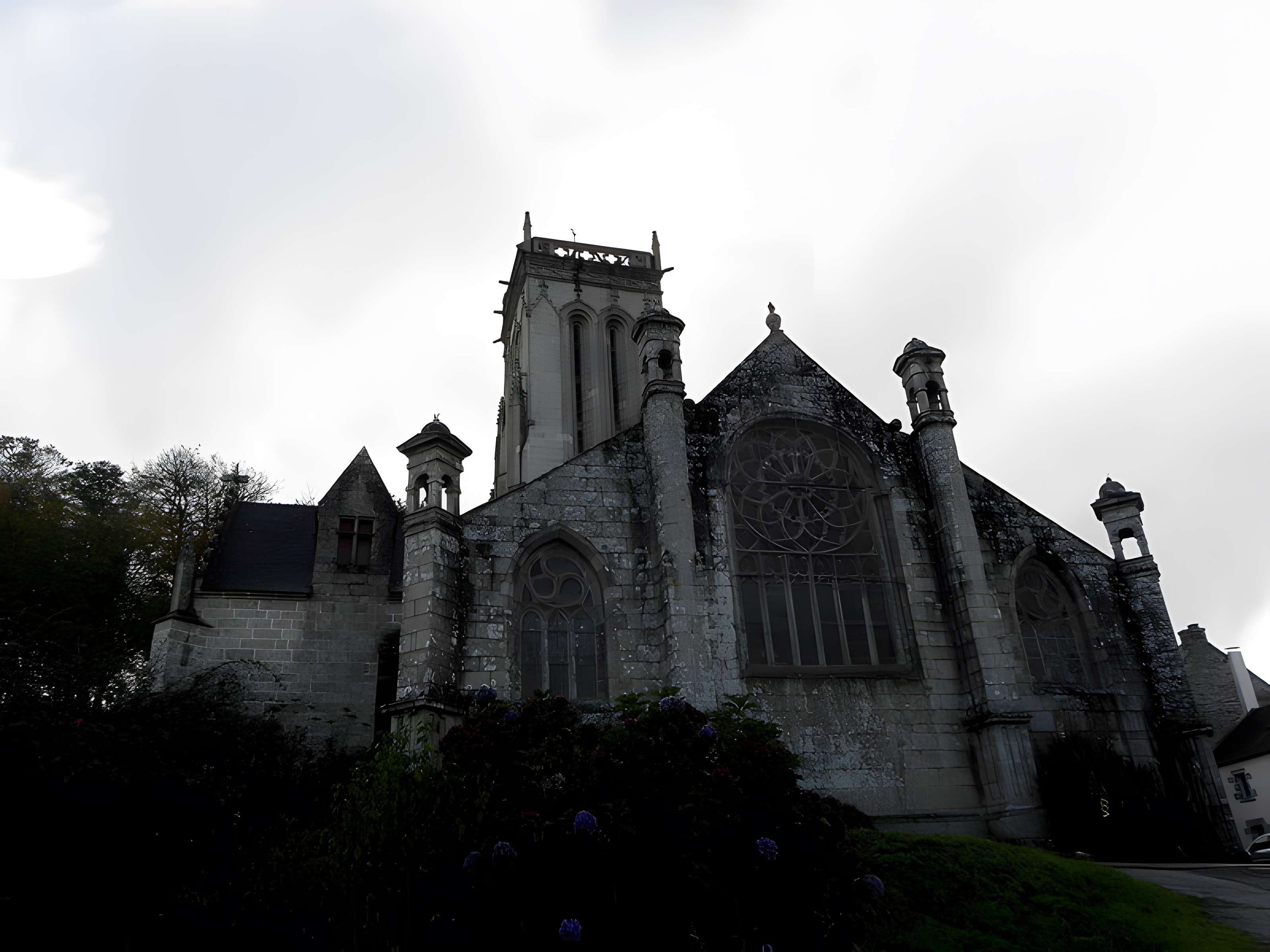 Chapelle Saint-Herbot de Saint-Herbot