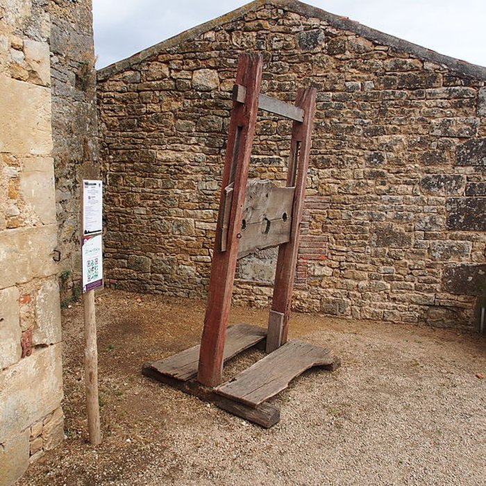Photo de Donjon de Bazoges-en-Pareds