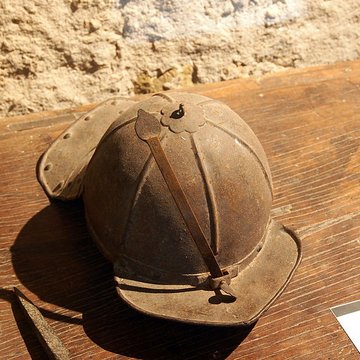 Donjon de Bazoges-en-Pareds