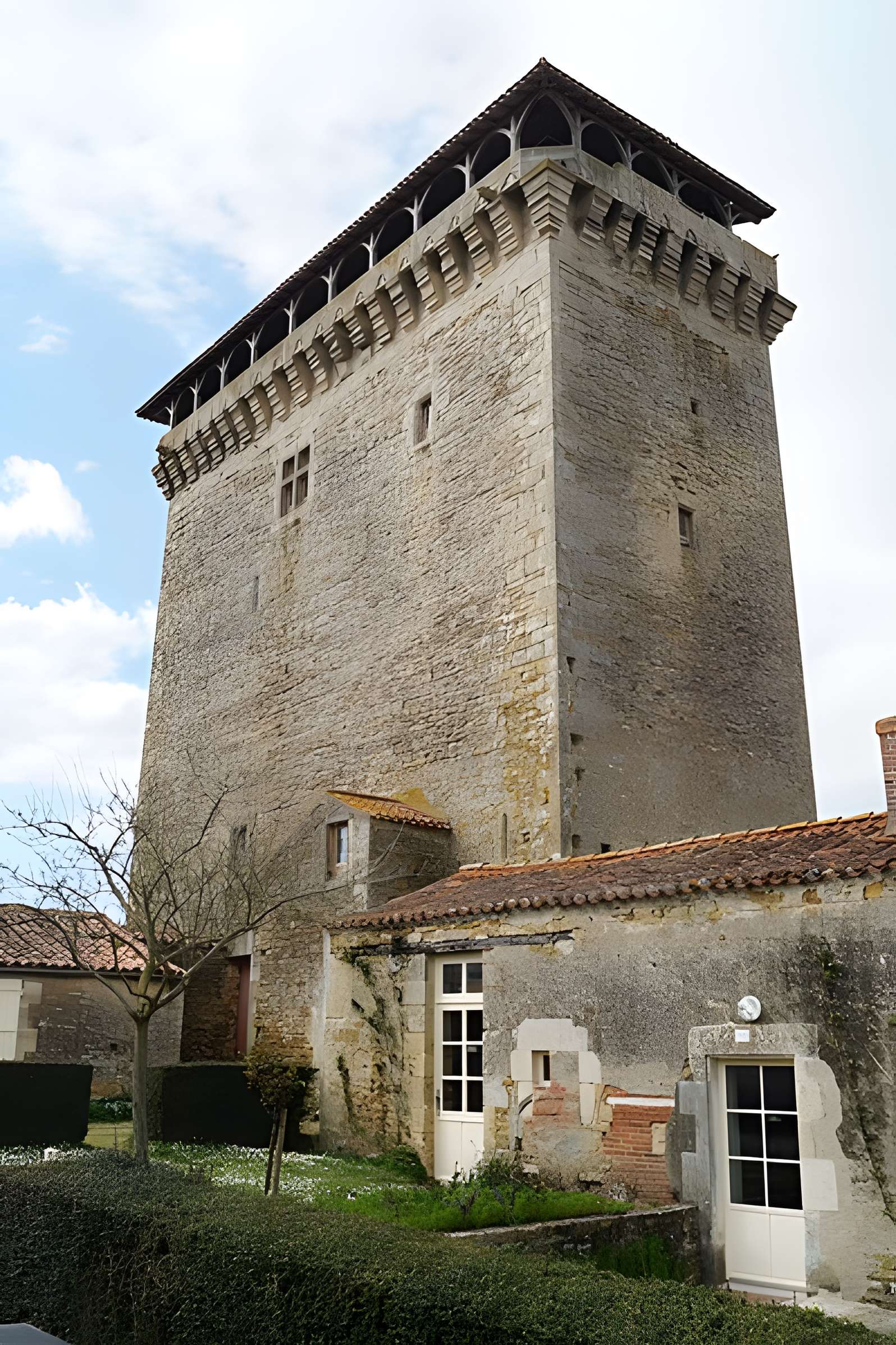 Donjon de Bazoges-en-Pareds