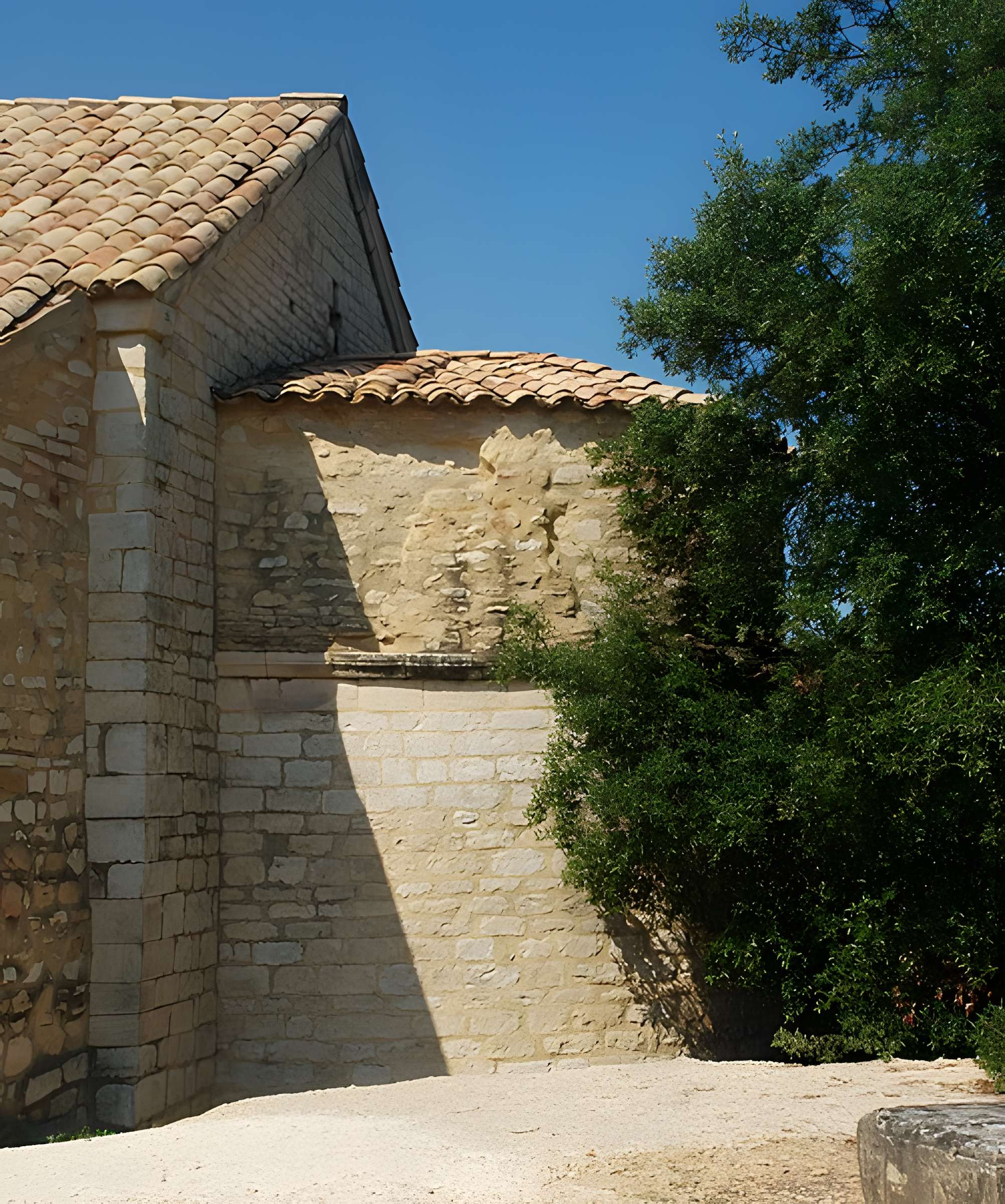 Chapelle Saint-Jean-Baptiste de Vénéjan