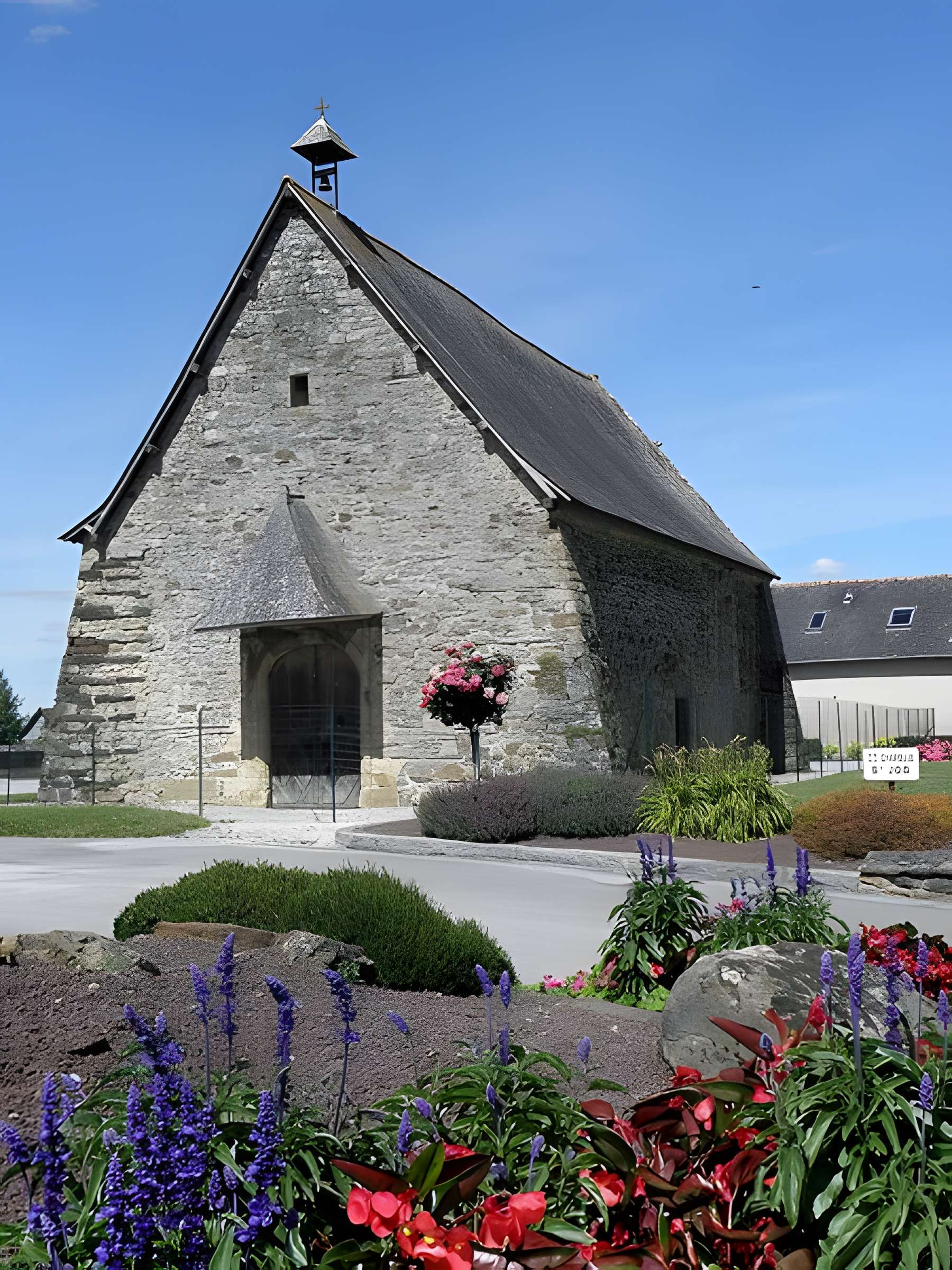 Chapelle Saint-Job de Louvigné-de-Bais