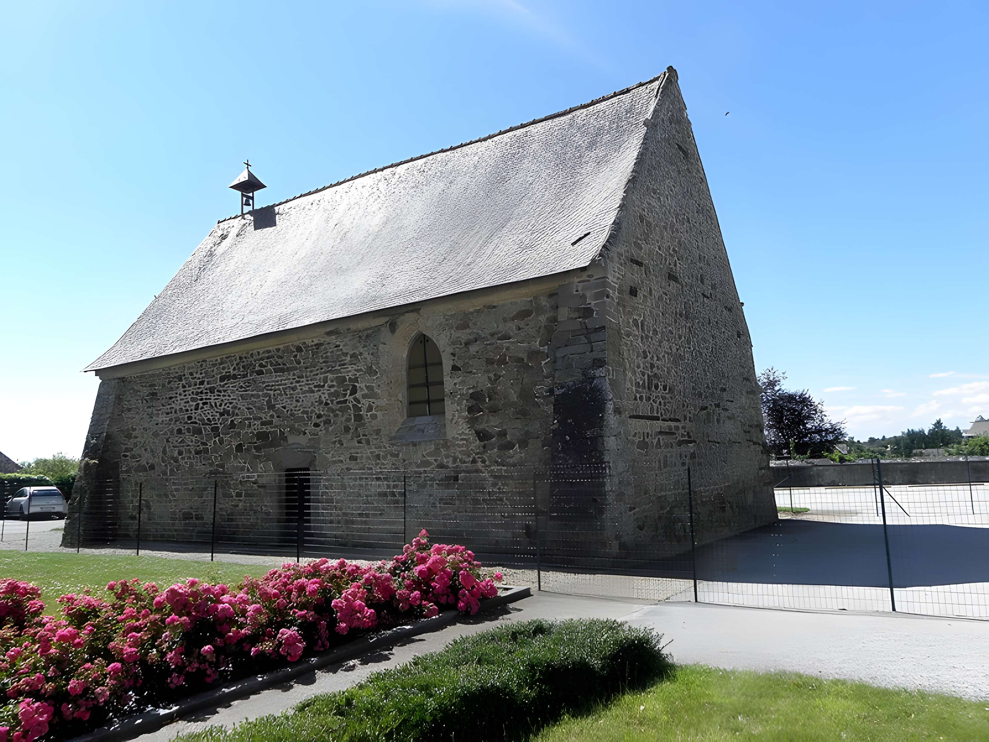 Chapelle Saint-Job de Louvigné-de-Bais