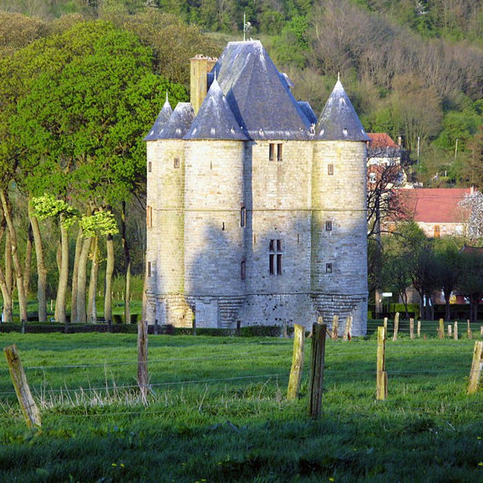 Photo de Donjon de Bours