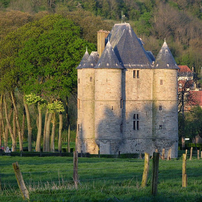 Photo de Donjon de Bours