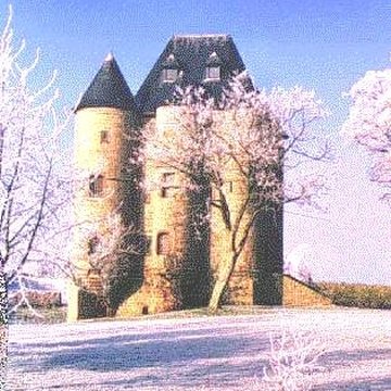 Donjon de Bours