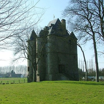 Donjon de Bours
