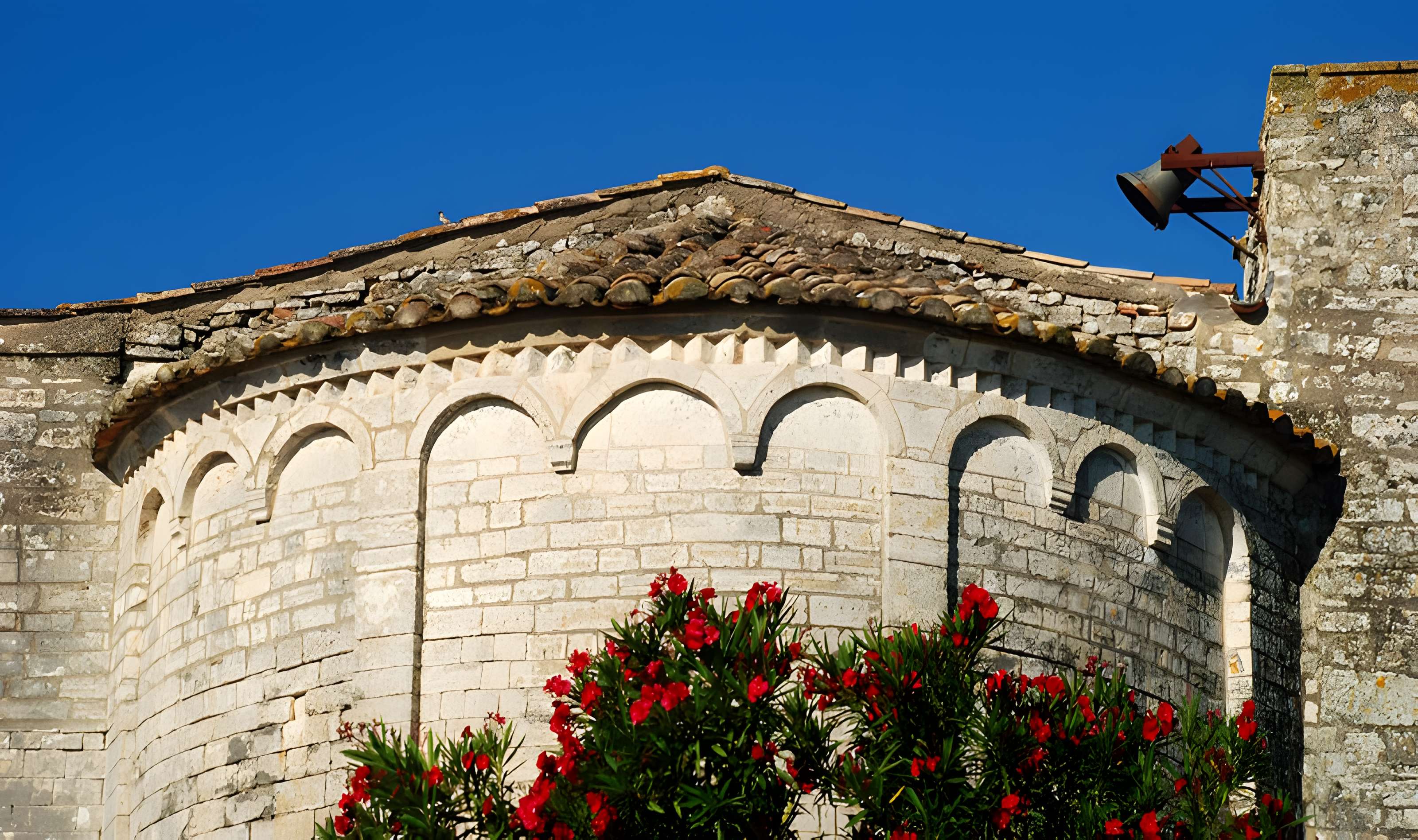 Chapelle Saint-Julien de Montredon de Salinelles