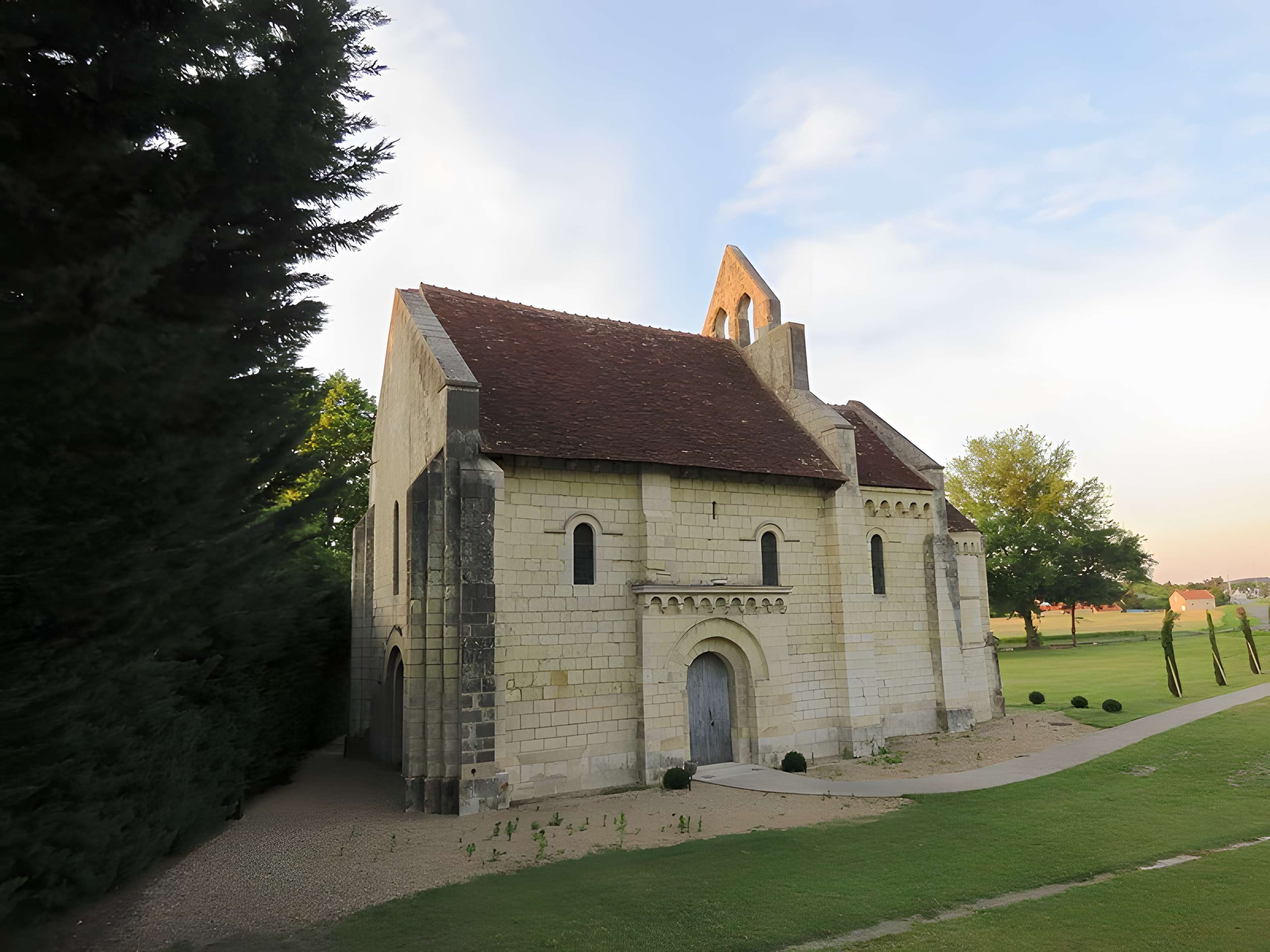 Chapelle Saint-Lazare de Noyers-sur-Cher