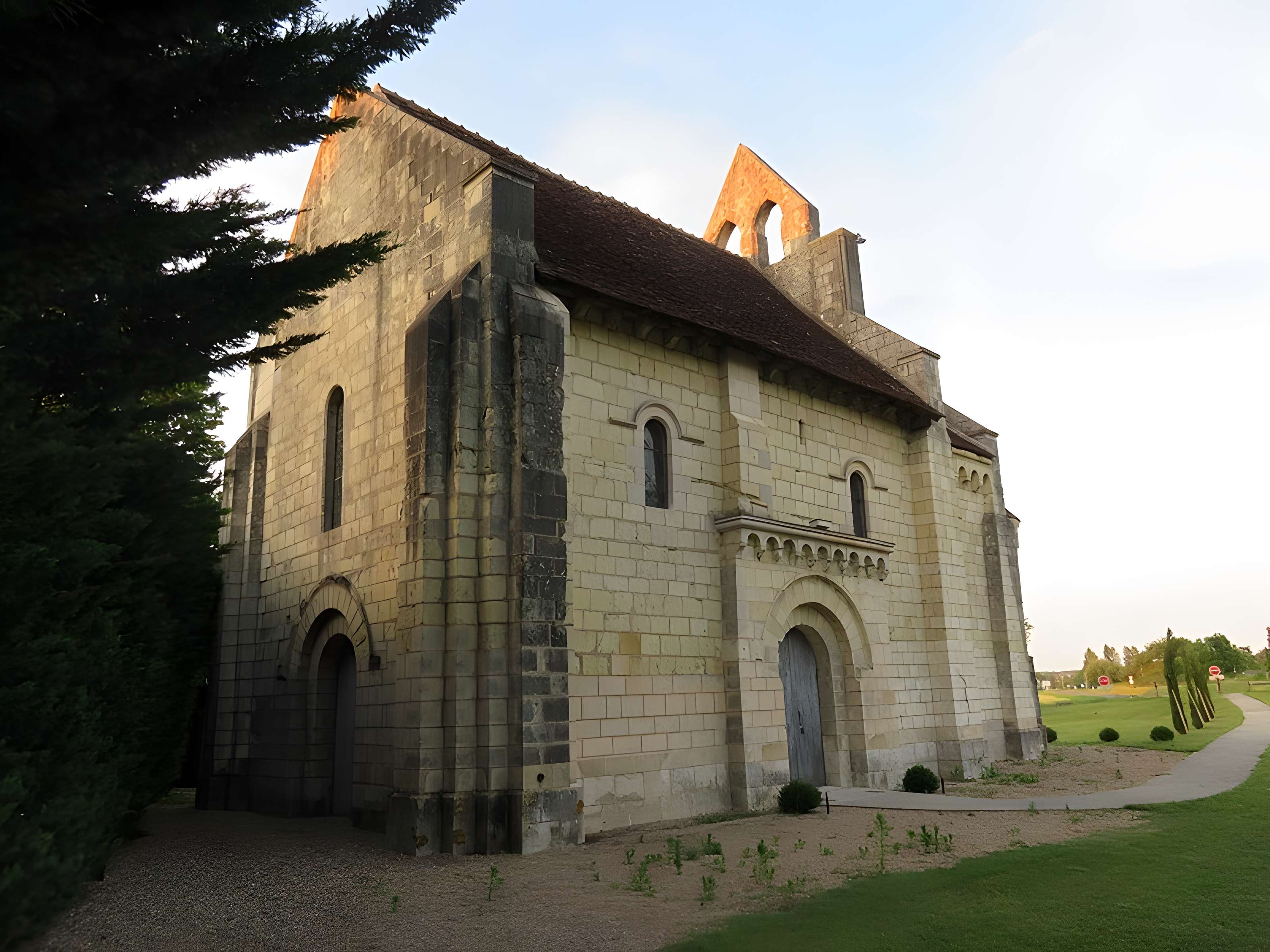 Chapelle Saint-Lazare de Noyers-sur-Cher