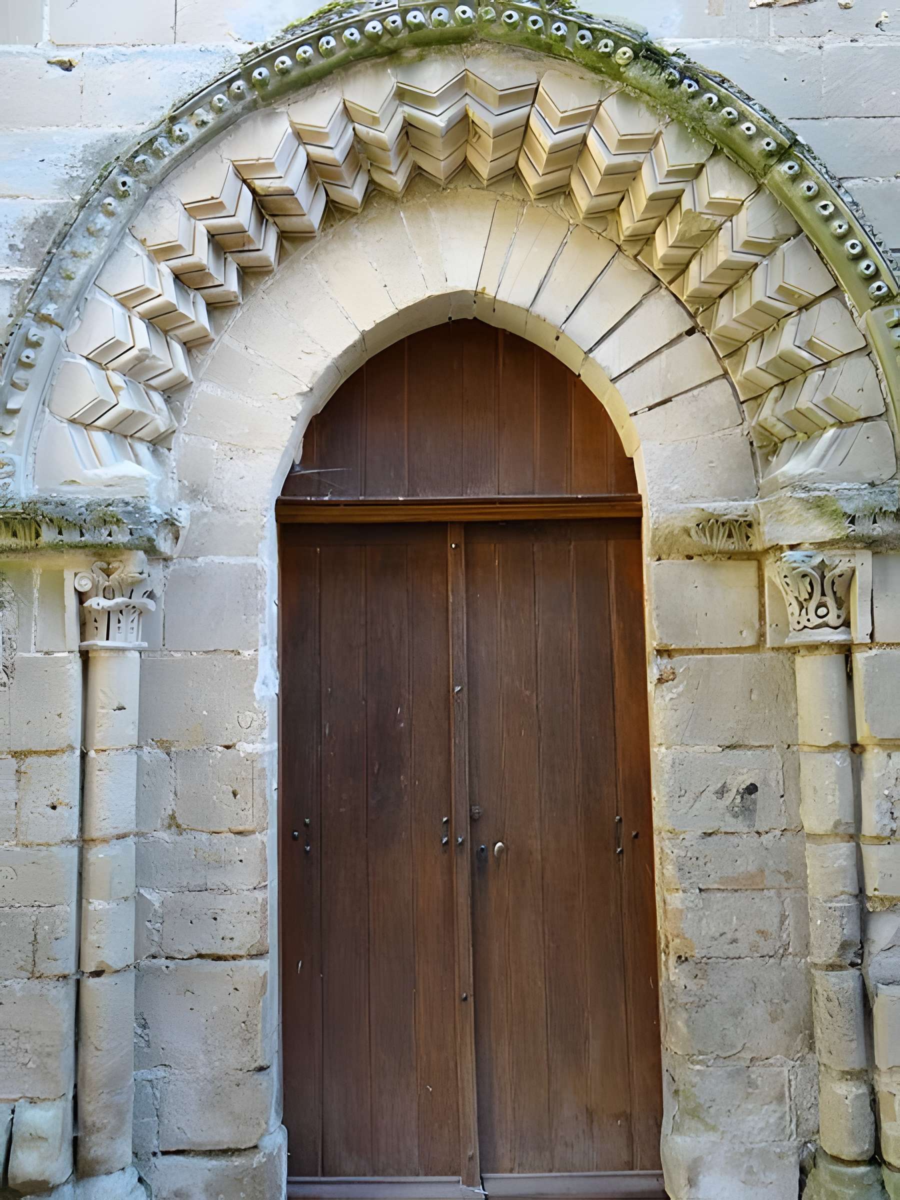 Chapelle Saint-Loup de Massay