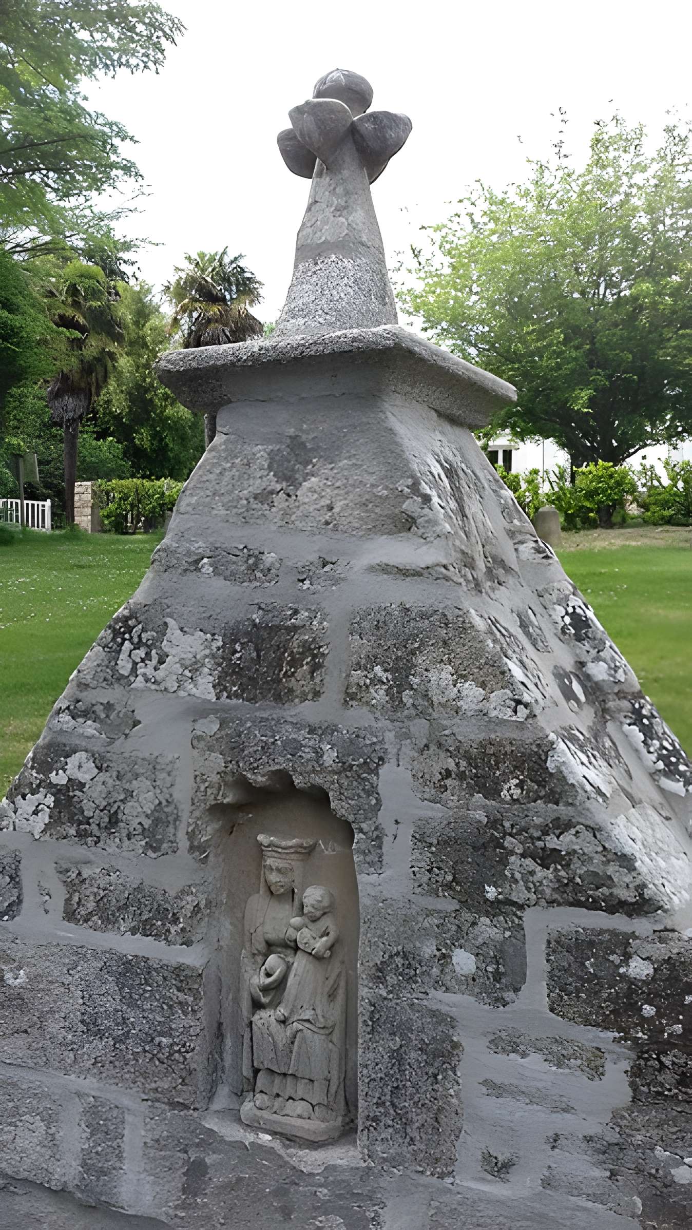 Chapelle Saint-Mathieu de Guidel