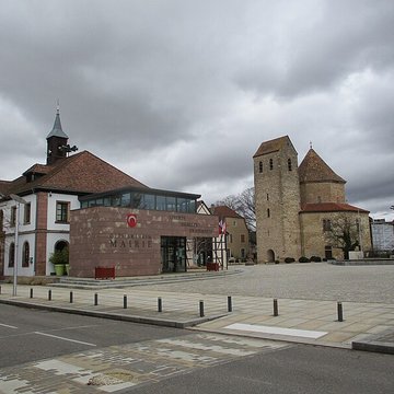 Abbaye et Église Saint-Pierre-et-Saint-Paul