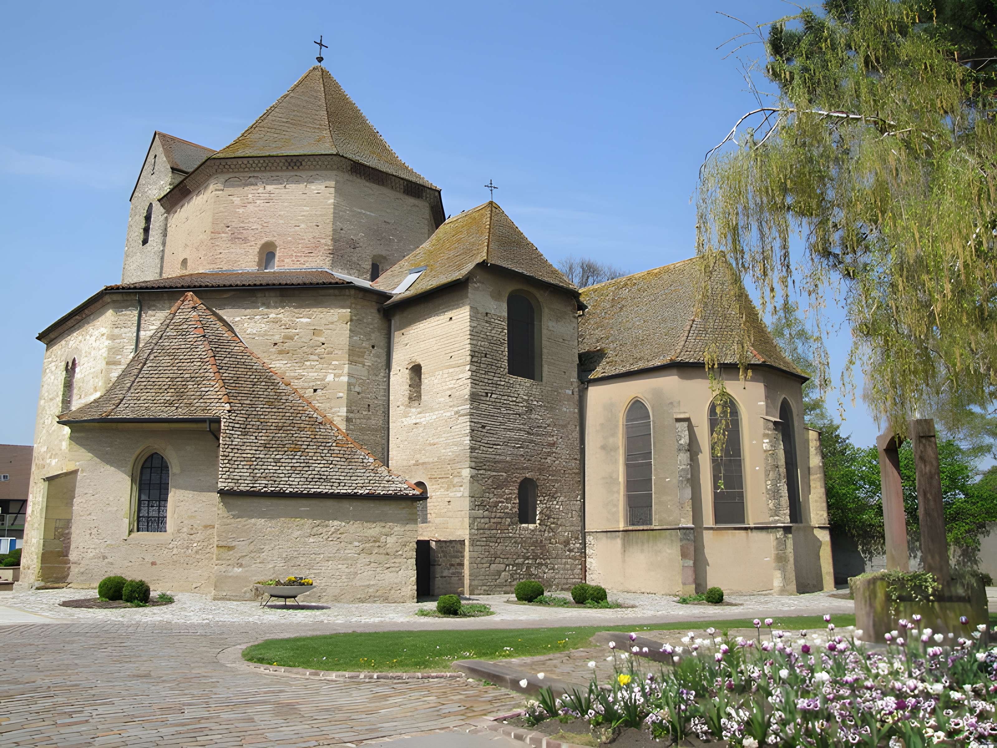Abbaye et Église Saint-Pierre-et-Saint-Paul