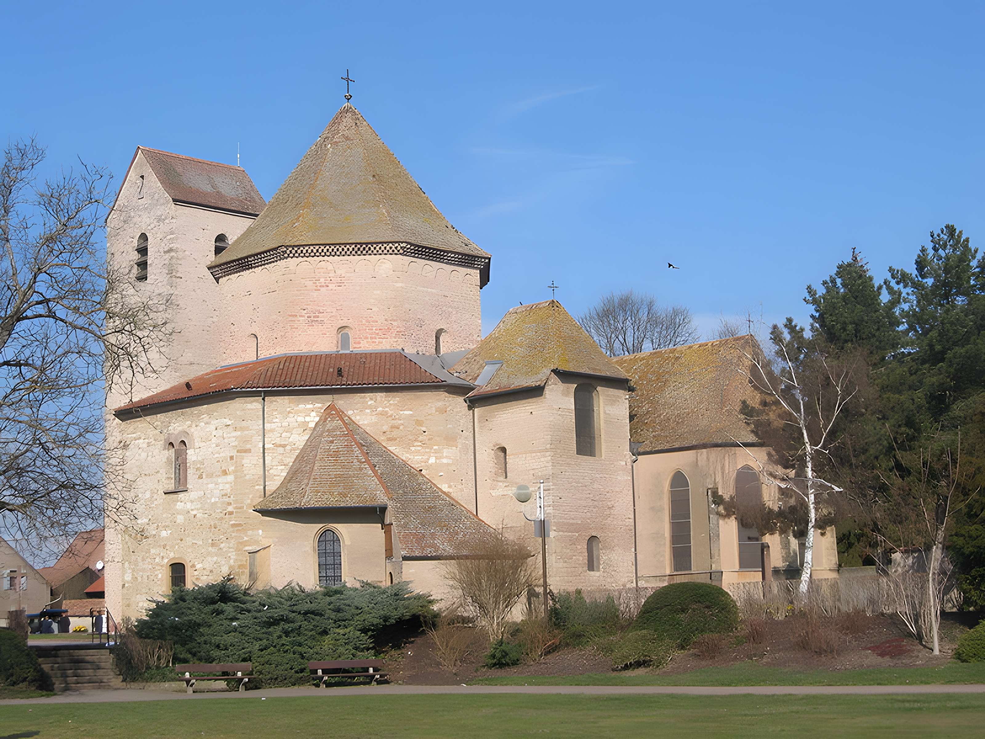 Abbaye et Église Saint-Pierre-et-Saint-Paul
