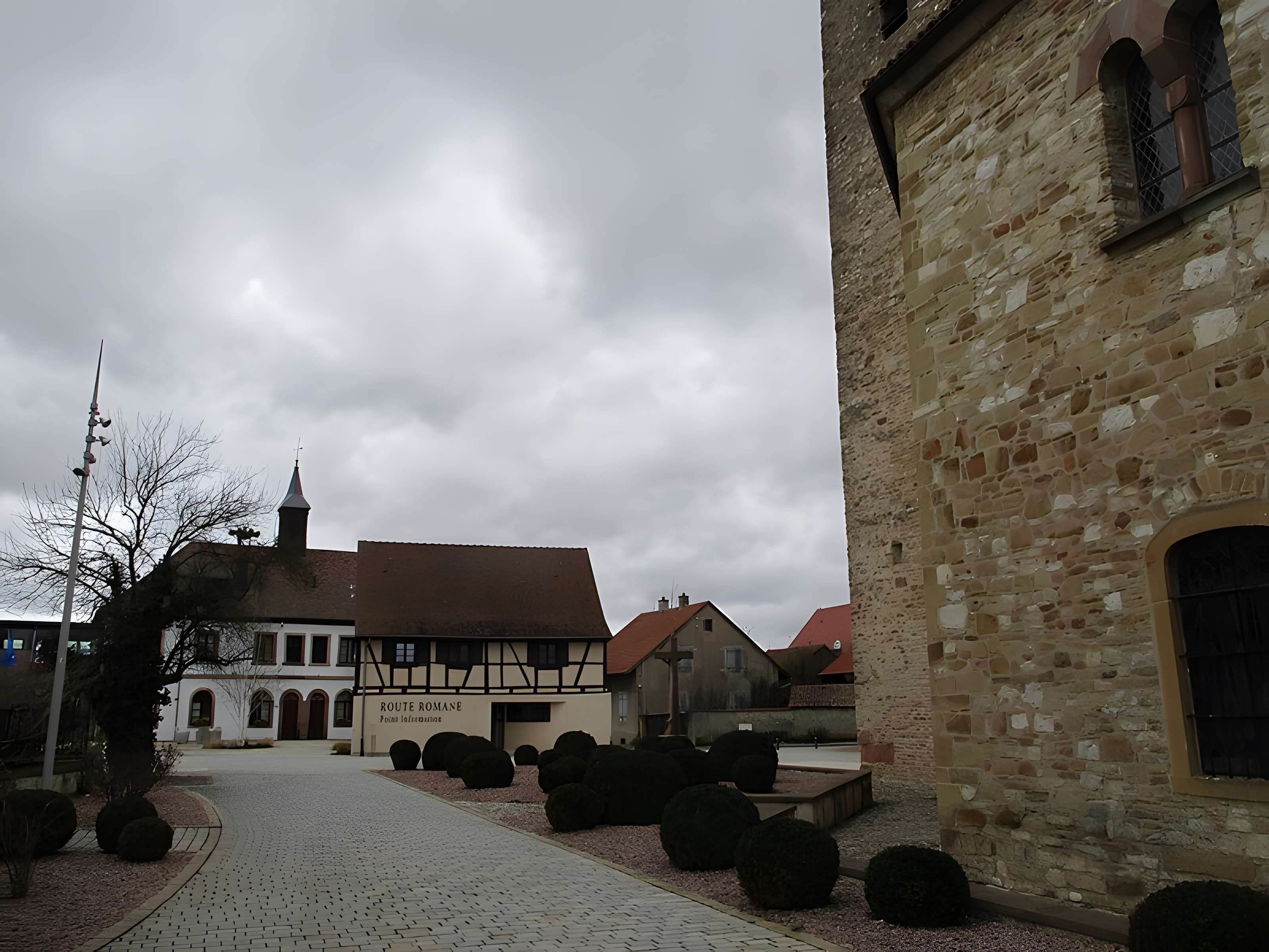 Abbaye et Église Saint-Pierre-et-Saint-Paul