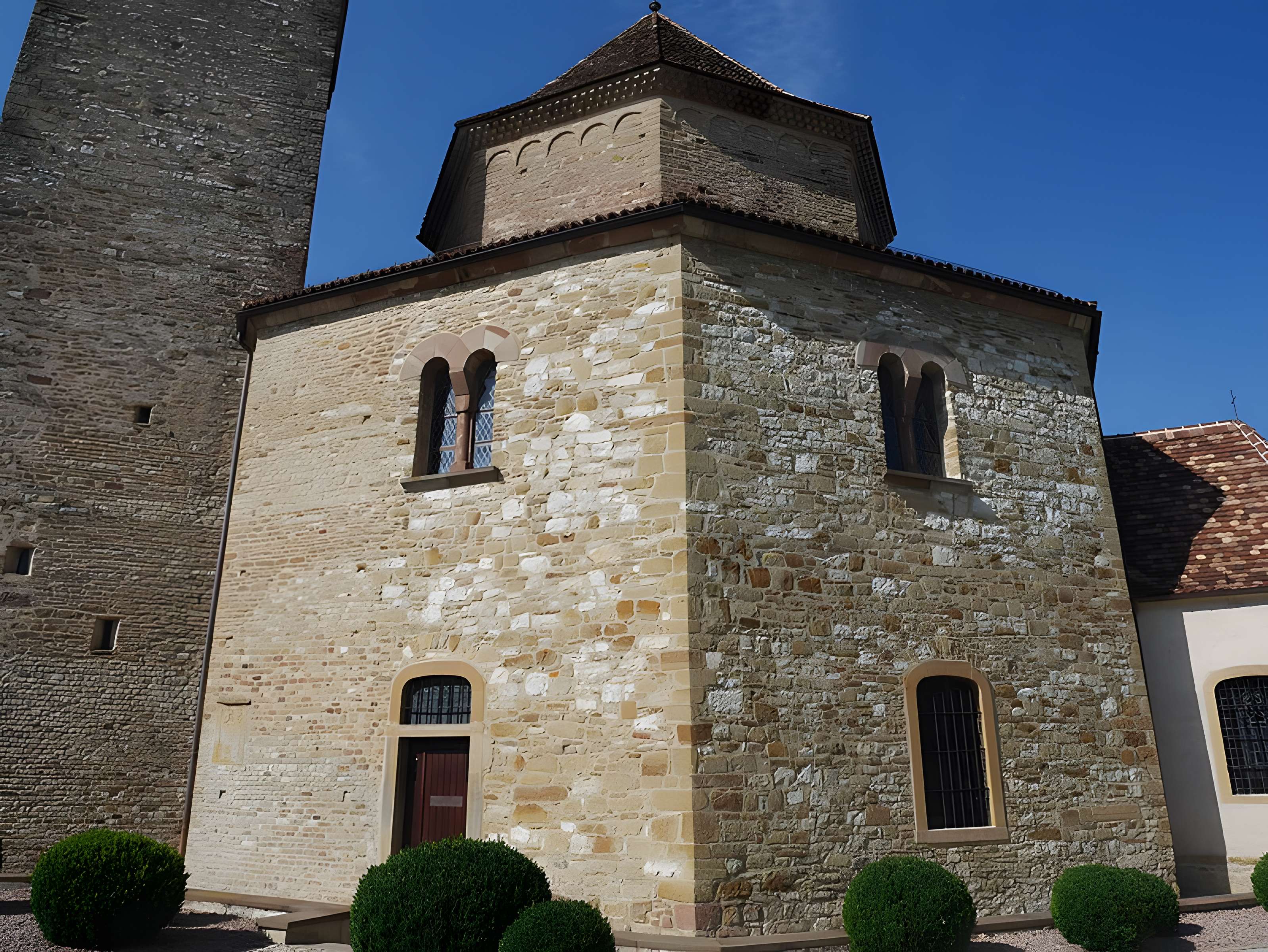 Abbaye et Église Saint-Pierre-et-Saint-Paul