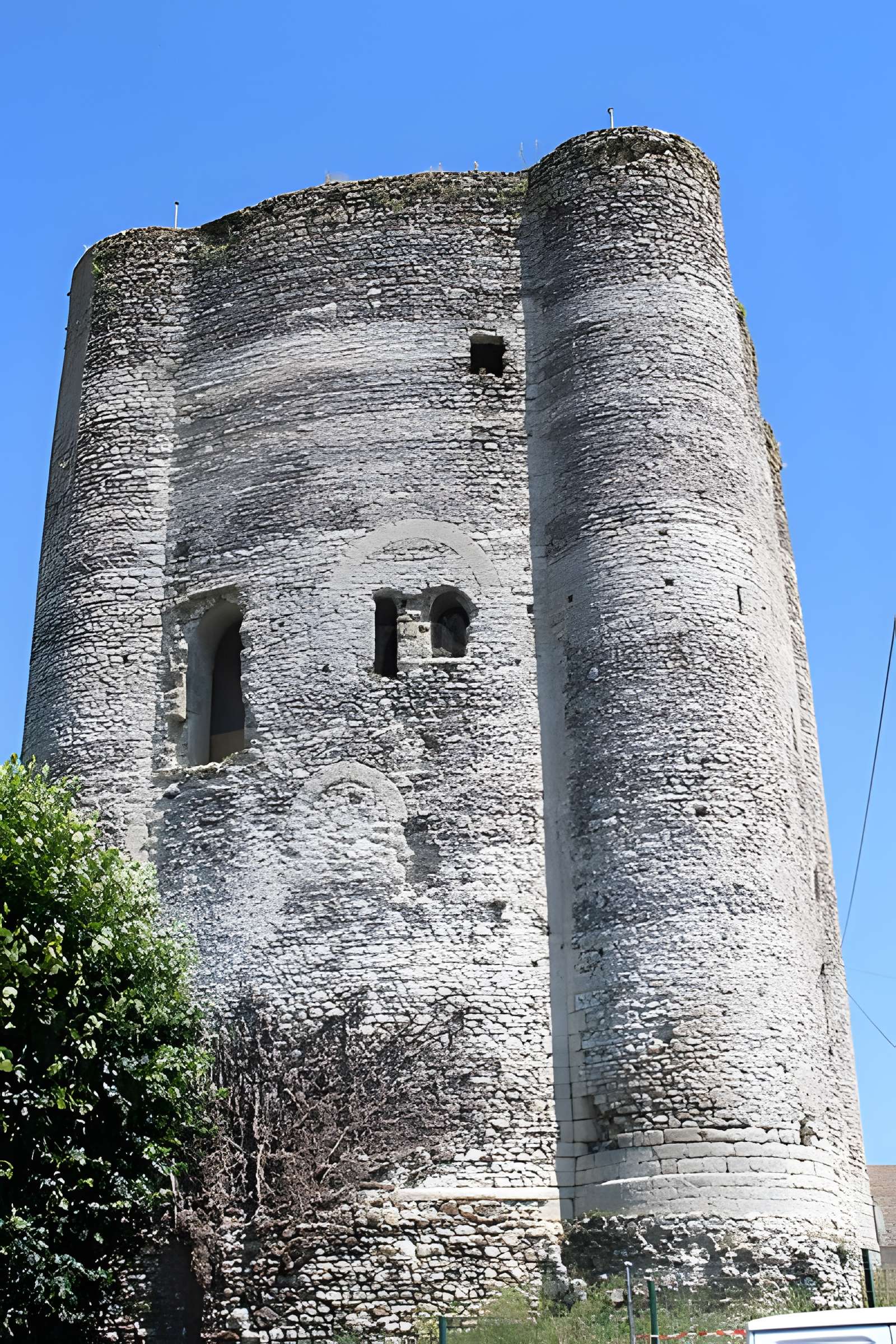 Donjon de Houdan