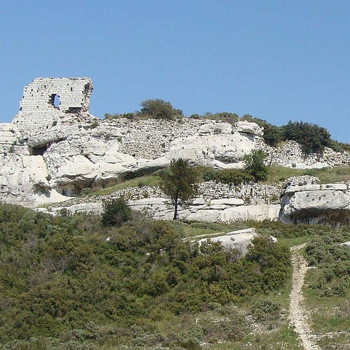 Photo de Chapelle Saint-Michel et ruines du château