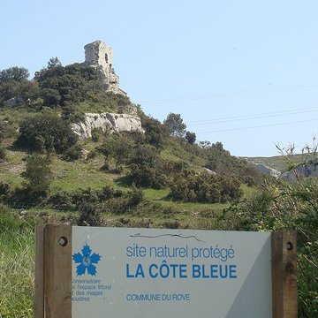 Chapelle Saint-Michel et ruines du château