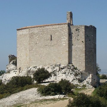 Chapelle Saint-Michel et ruines du château