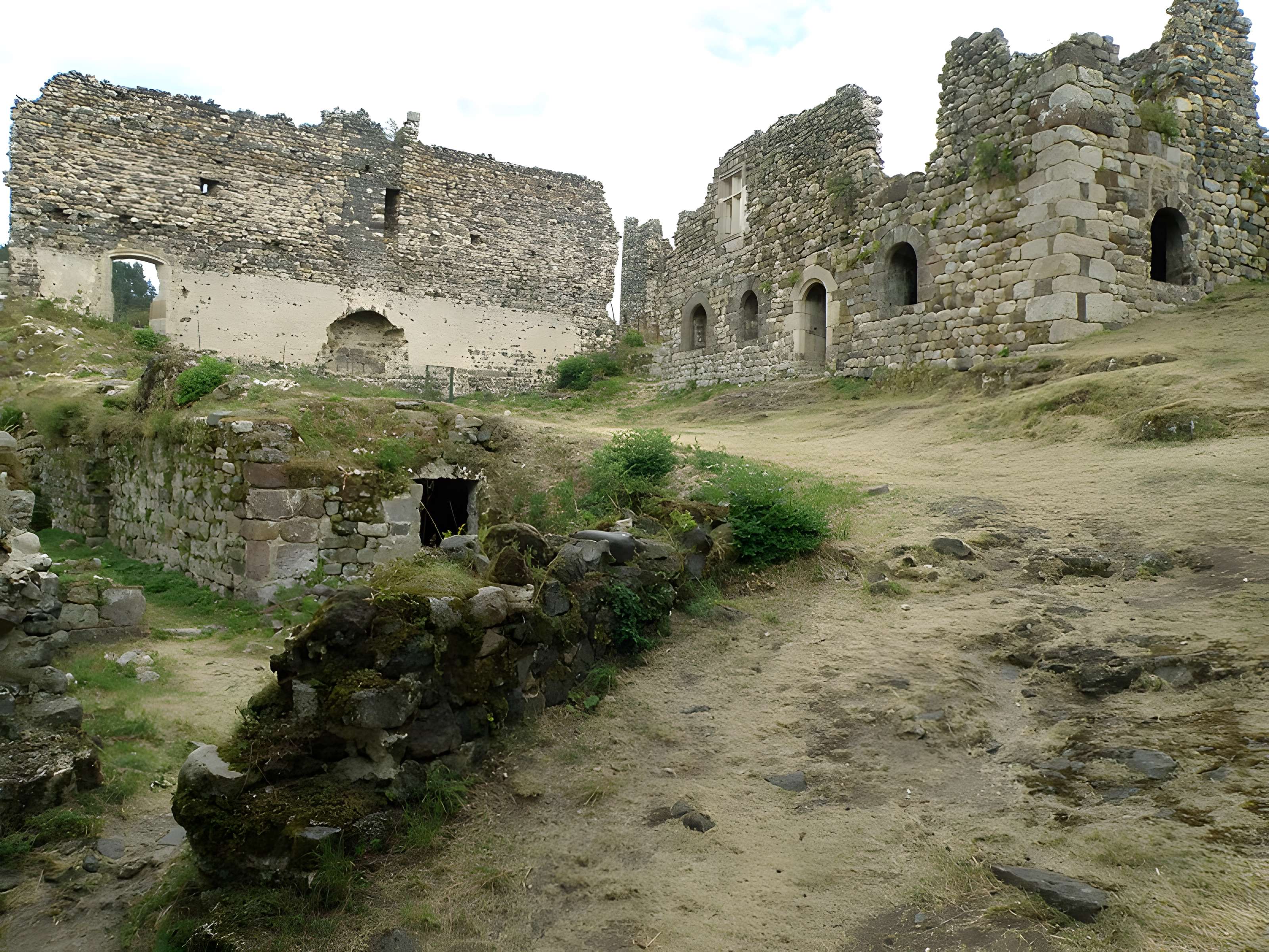 Restes du Château fort