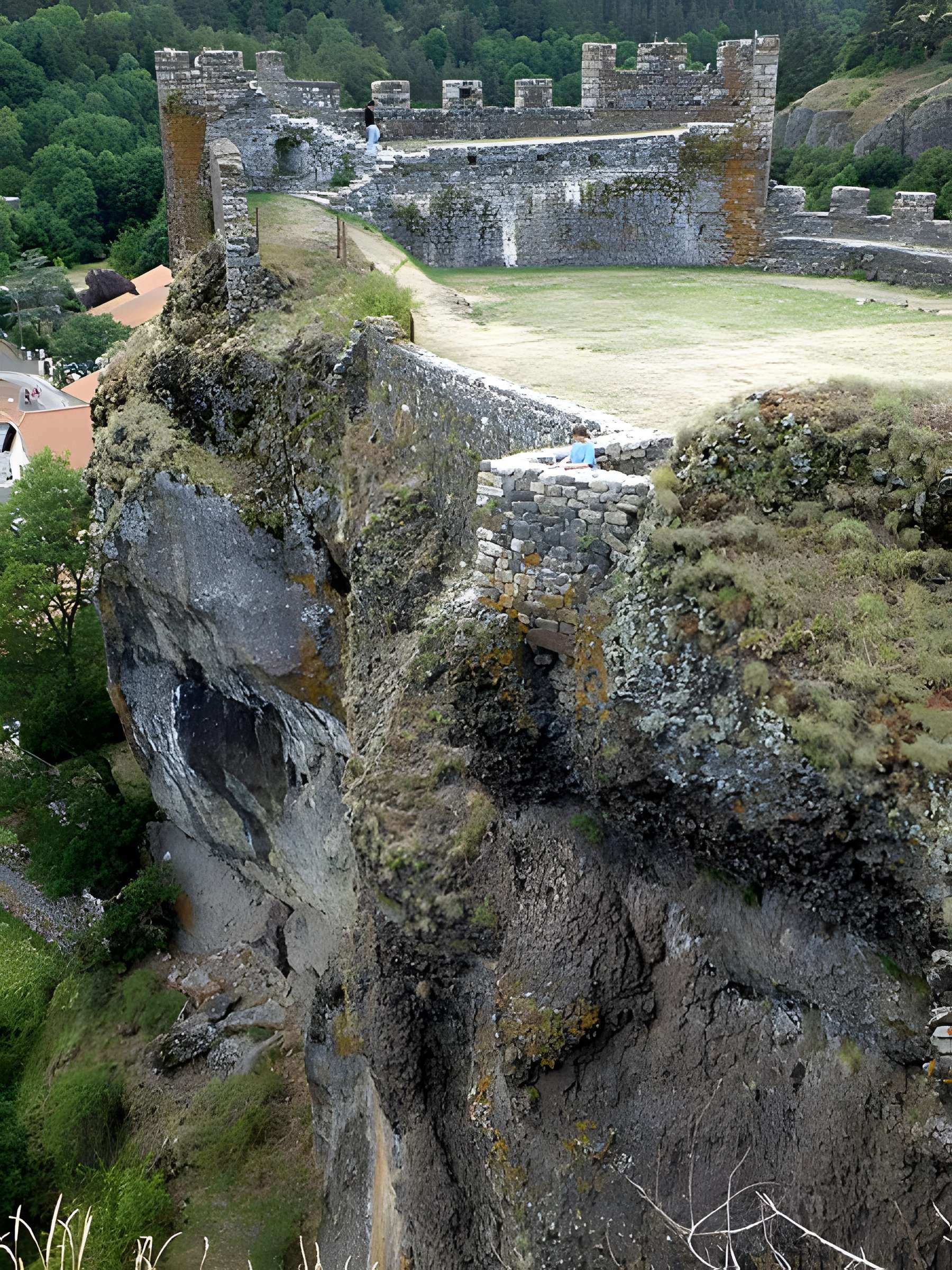 Restes du Château fort