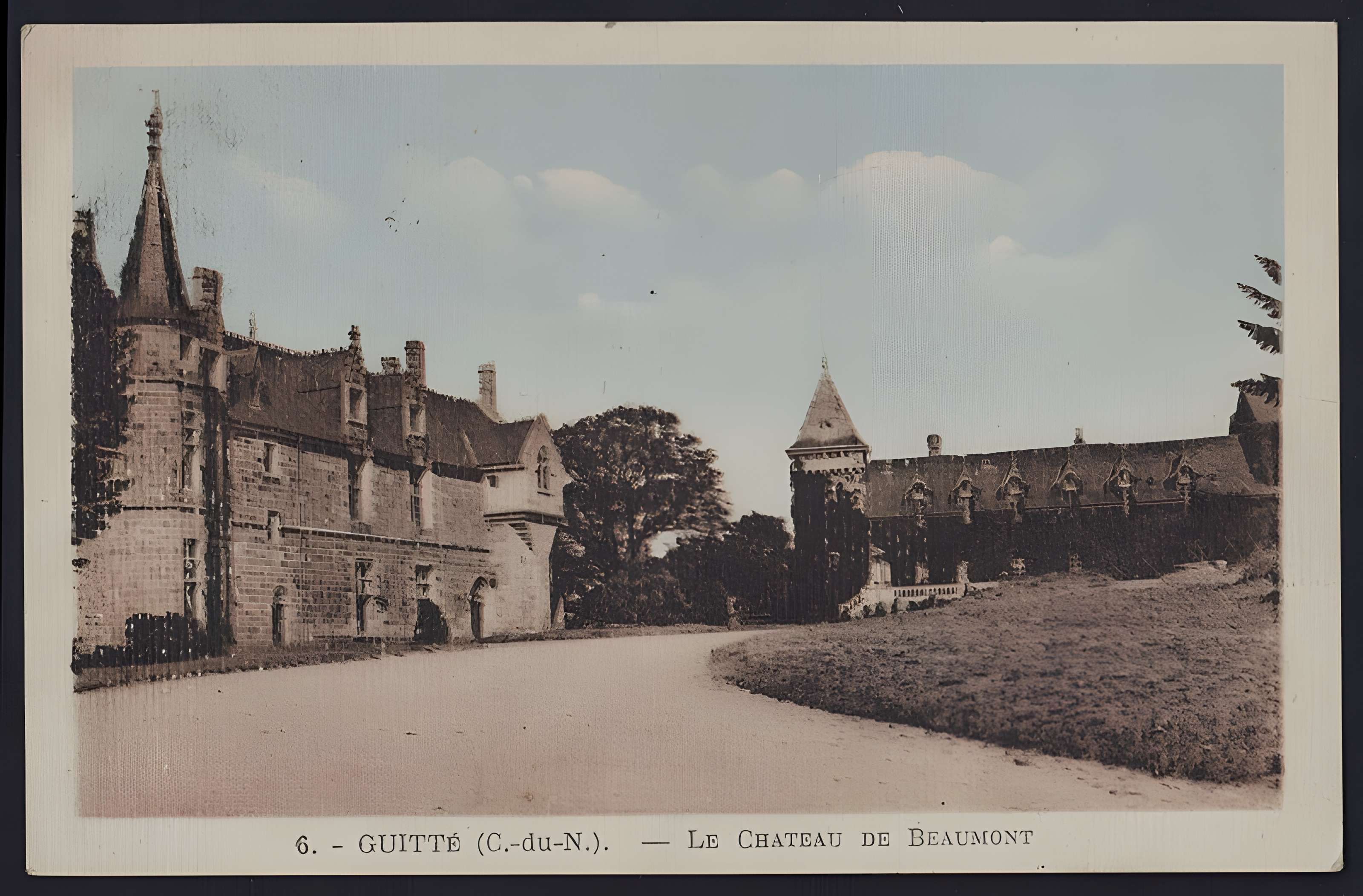 Château de Beaumont à Guitté