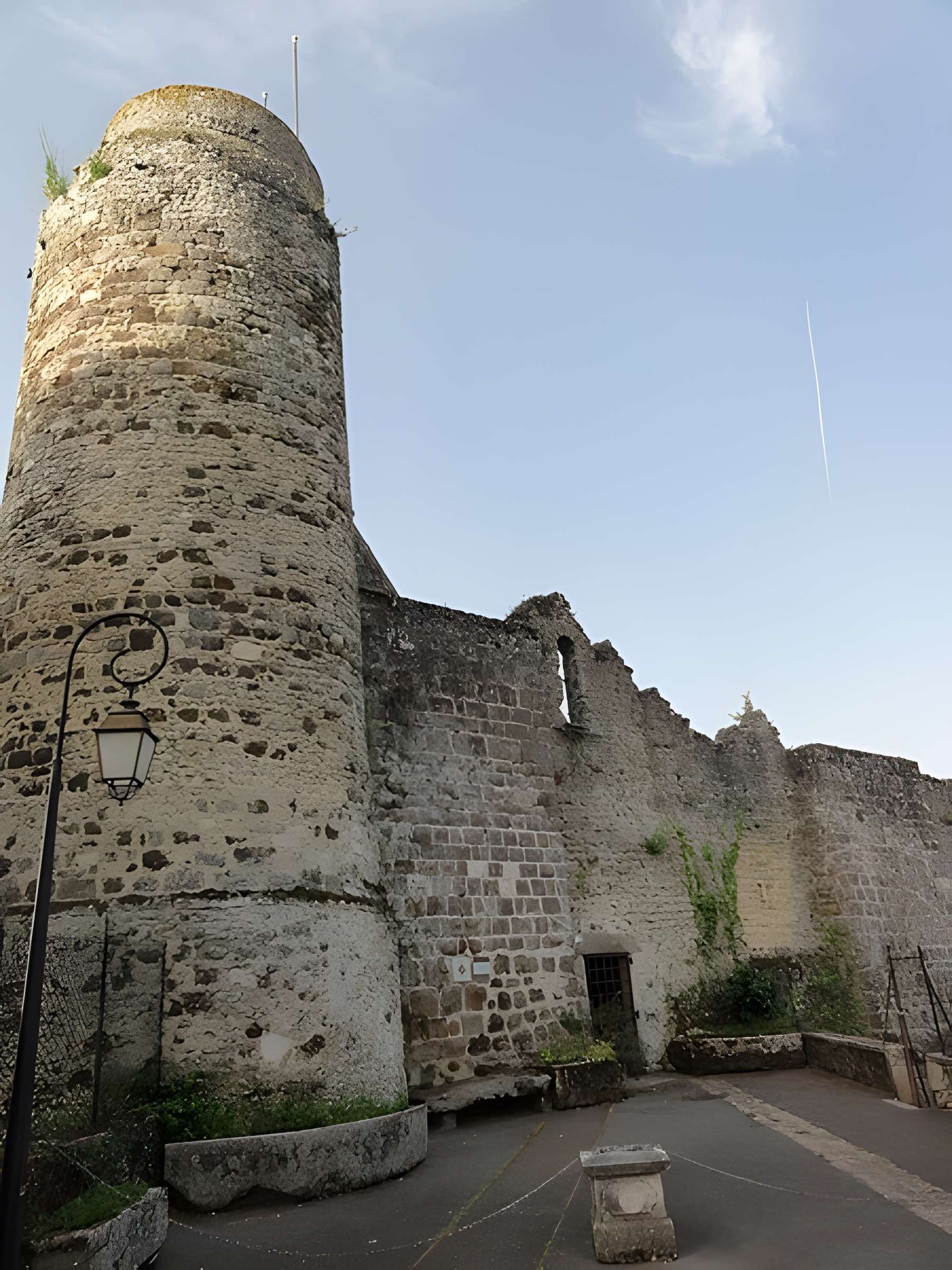 Château de Beaumont-sur-Sarthe