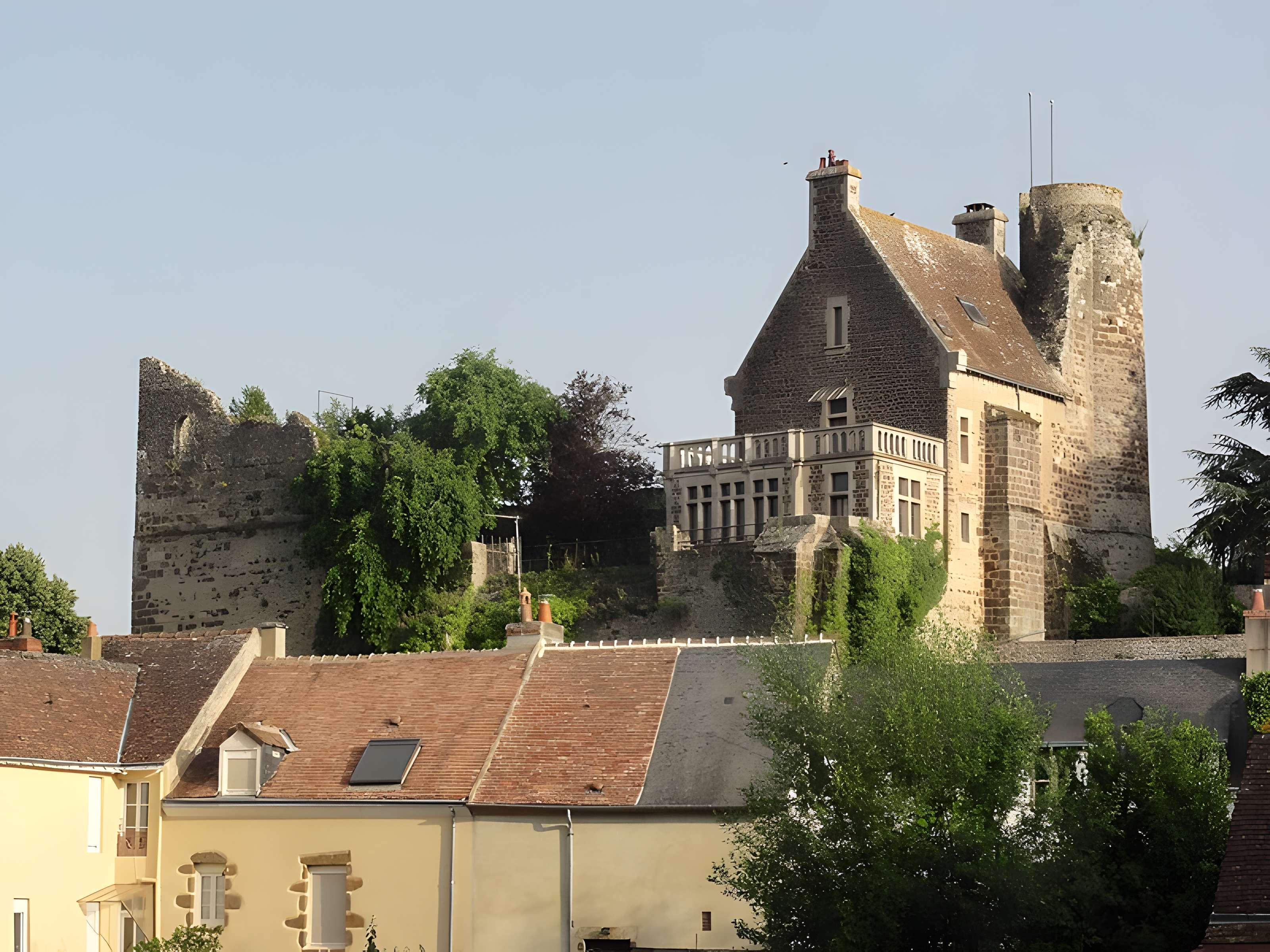 Château de Beaumont-sur-Sarthe