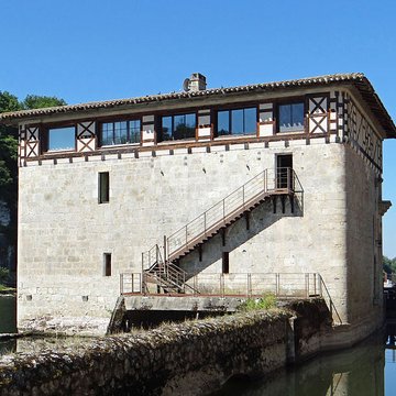 Ecluse et moulin de Lustrac