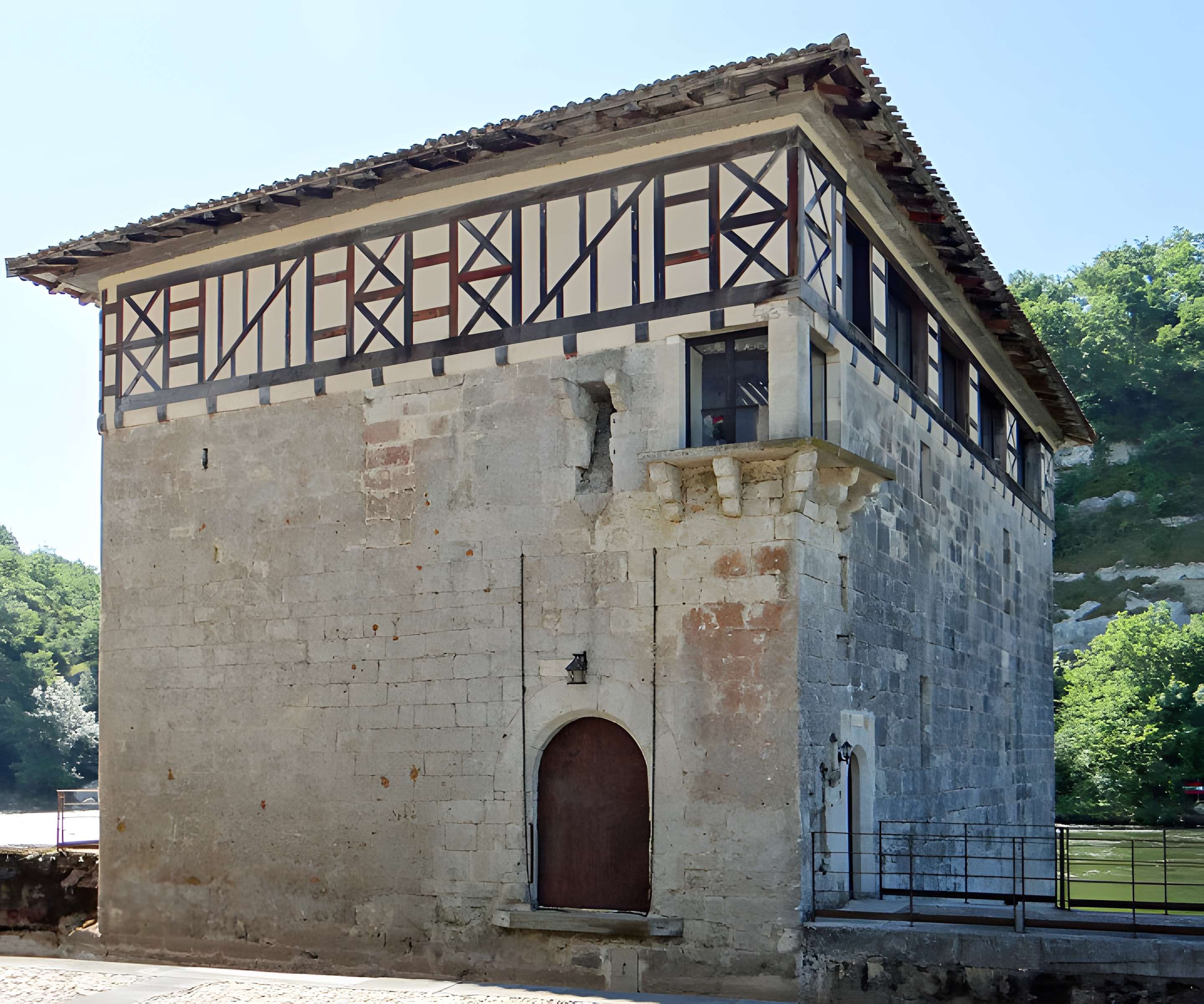 Ecluse et moulin de Lustrac