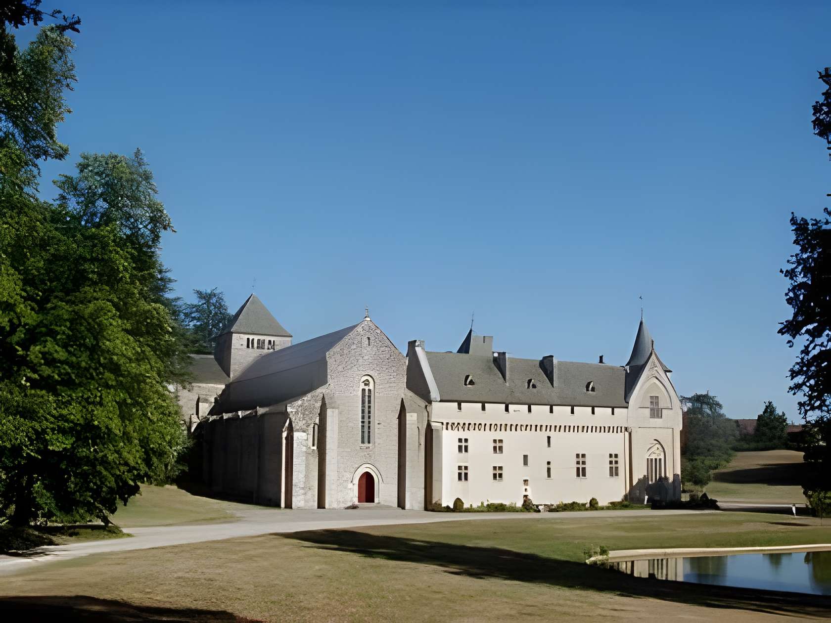 Abbaye fortifiée de Loc-Dieu 