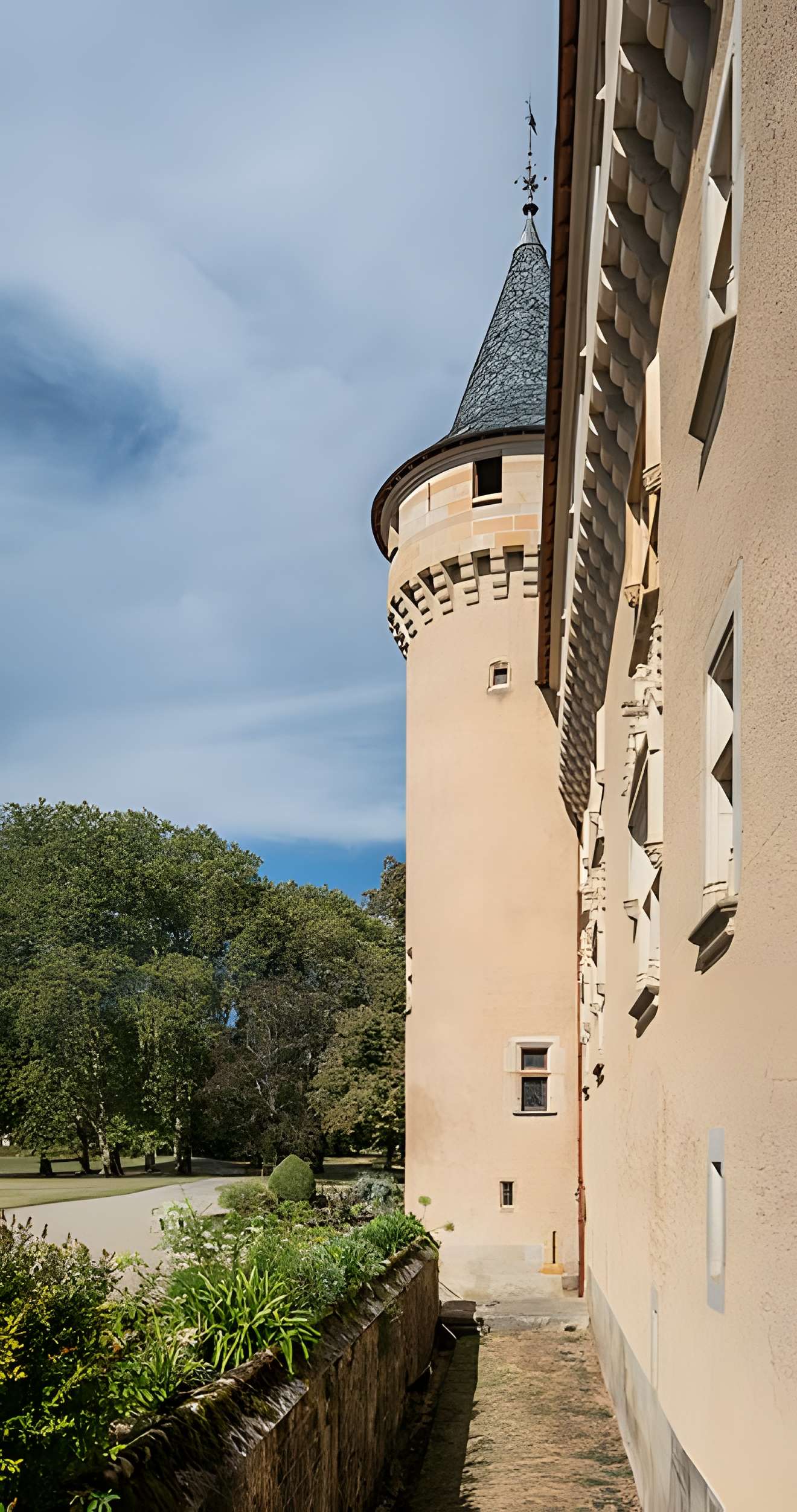 Abbaye fortifiée de Loc-Dieu