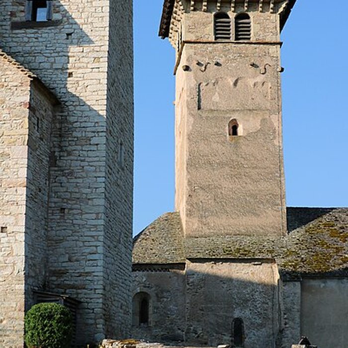 Photo de Église de Blanot et prieuré Saint-Martin