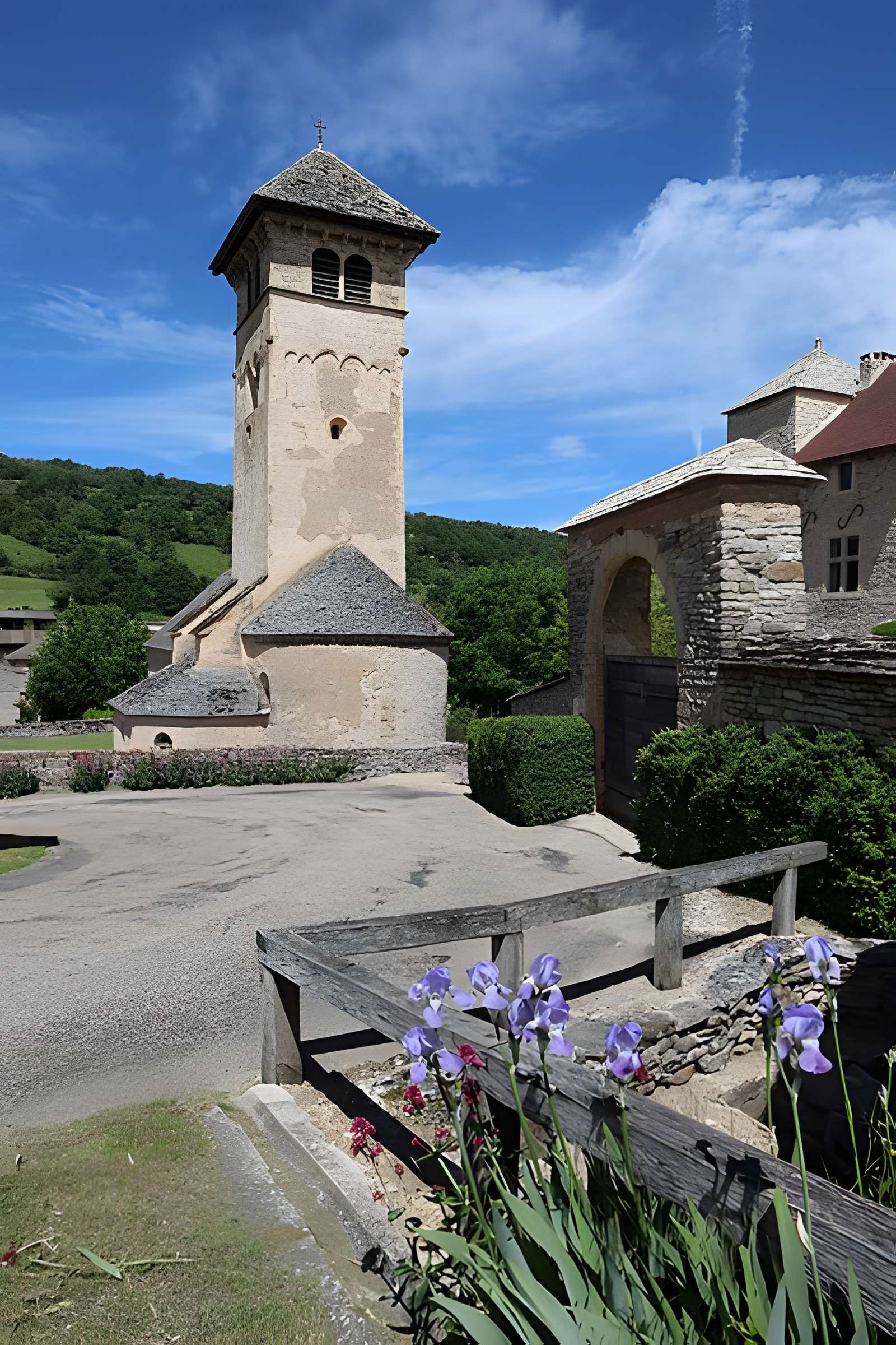 Église de Blanot et prieuré Saint-Martin