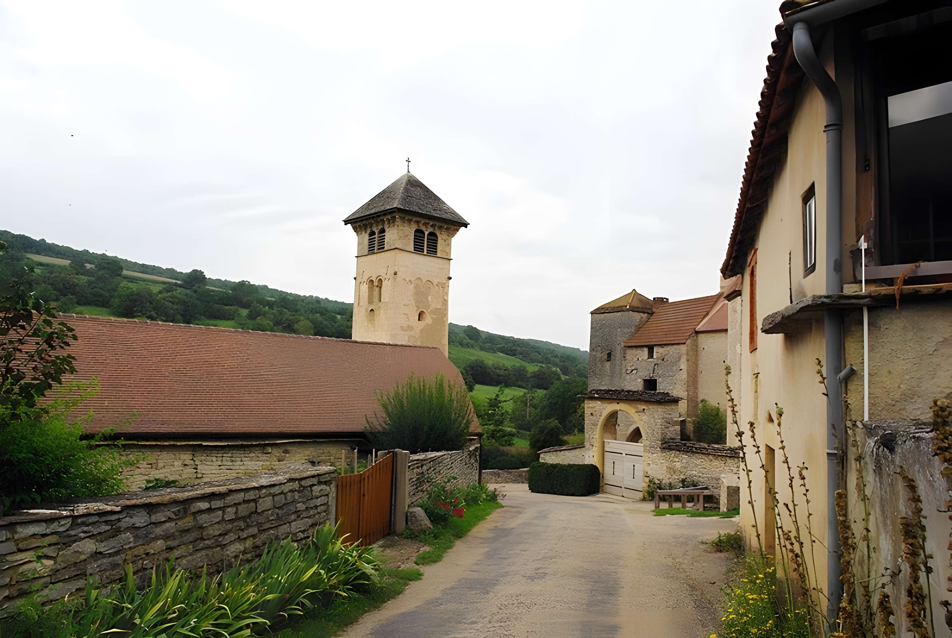 Église de Blanot et prieuré Saint-Martin