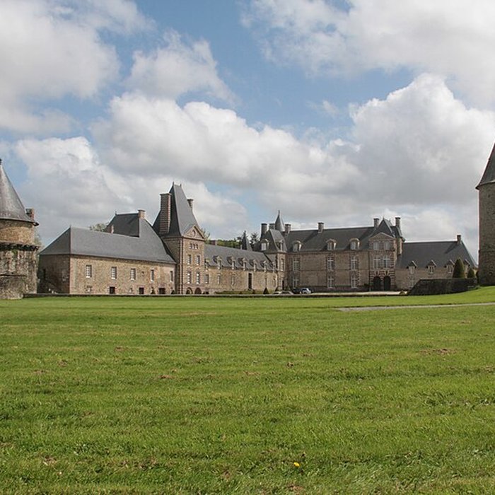 Photo de Domaine du château de Canisy également sur commune de Saint-Gilles